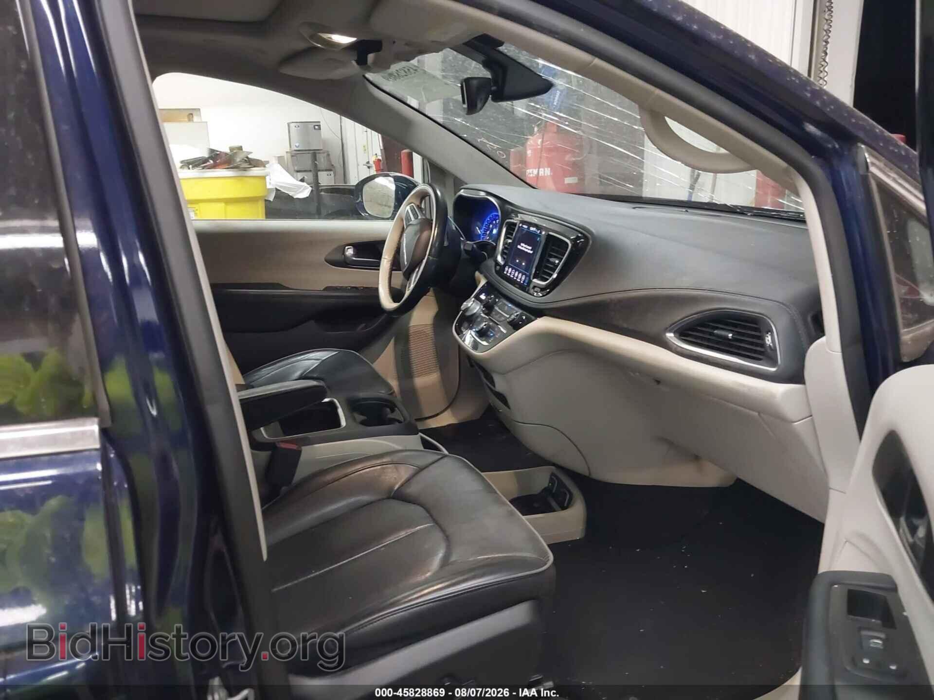 2019 CHRYSLER PACIFICA - VIN: 2C4RC1GG1KR569780 - Photo 5