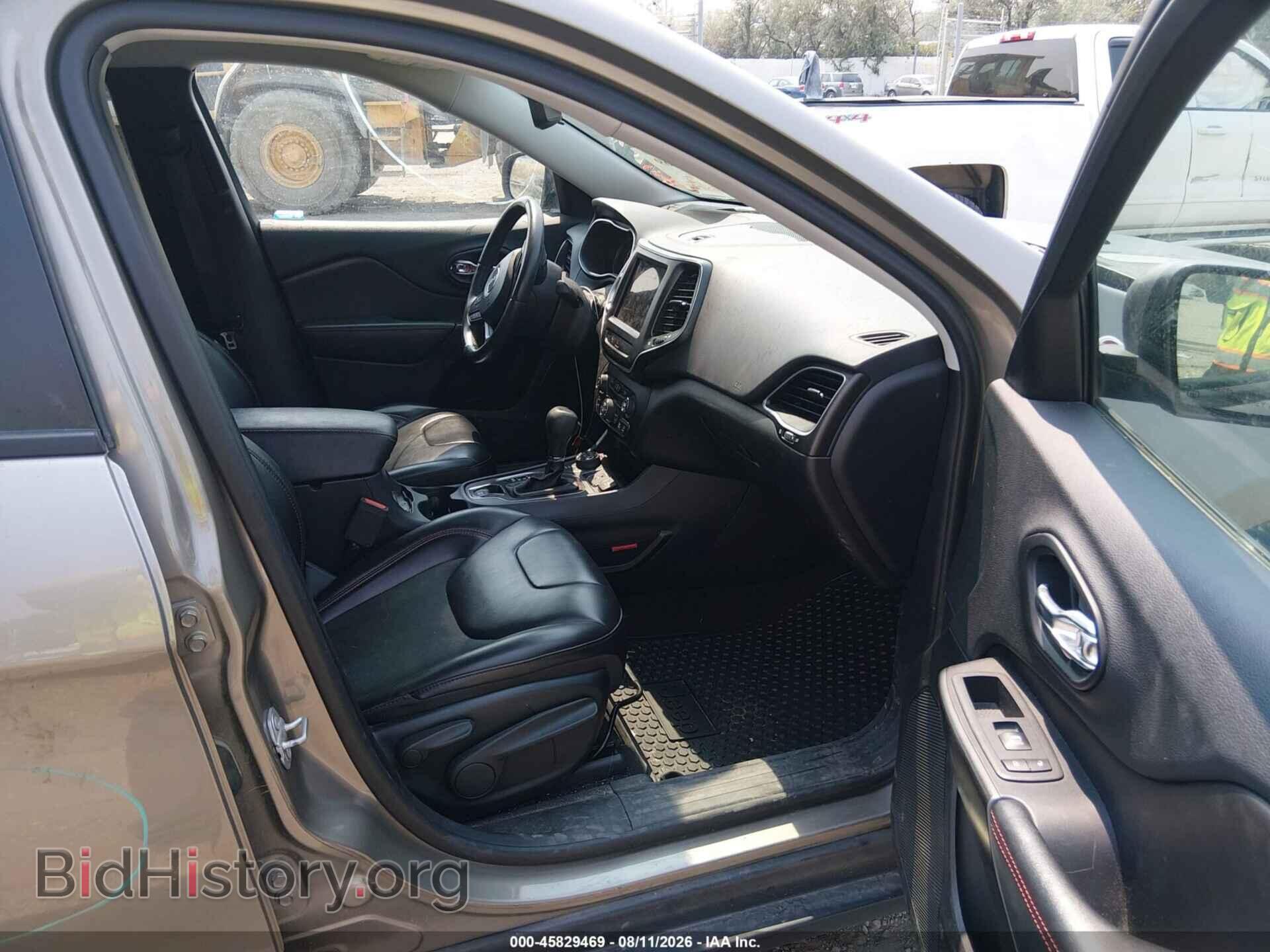 2019 JEEP CHEROKEE - VIN: 1C4PJMBXXKD438100 - Фото 5