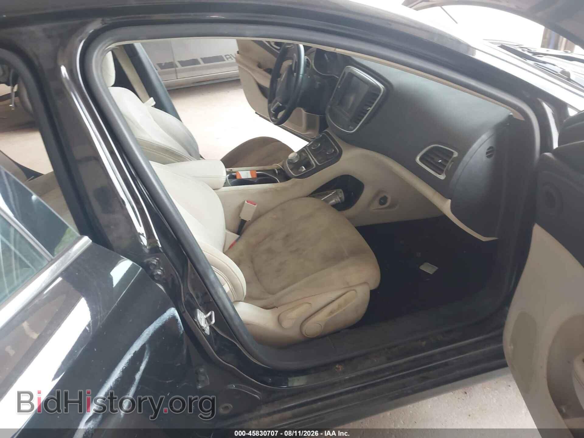 2016 CHRYSLER 200 - VIN: 1C3CCCAB3GN113657 - Фото 5
