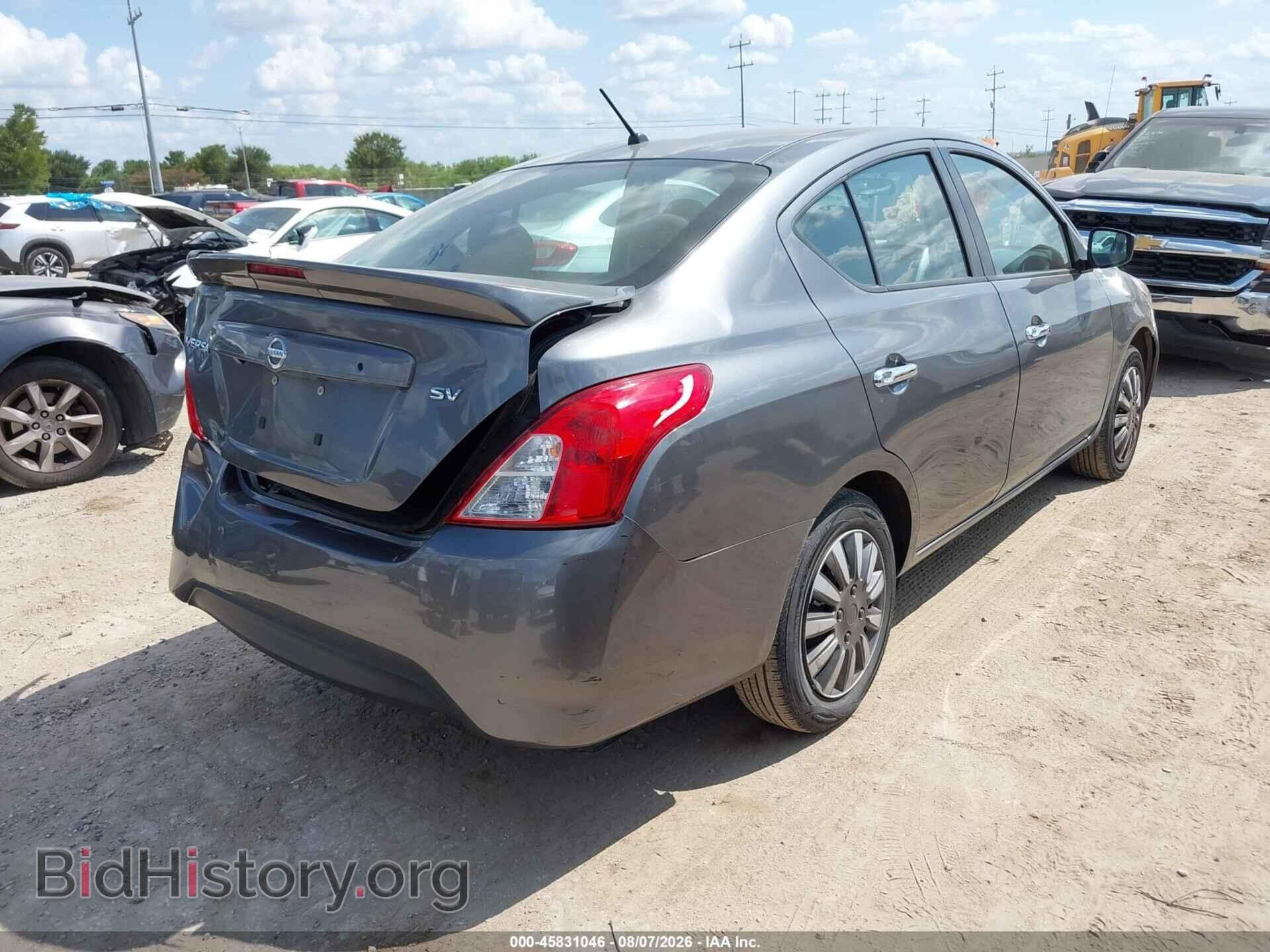 2019 NISSAN VERSA - VIN: 3N1CN7AP3KL813621 - Photo 4