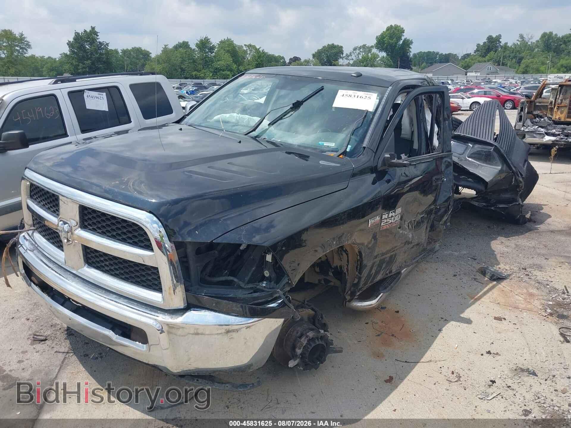 2017 RAM 2500 - VIN: 3C6TR5DT7HG724948 - Photo 6