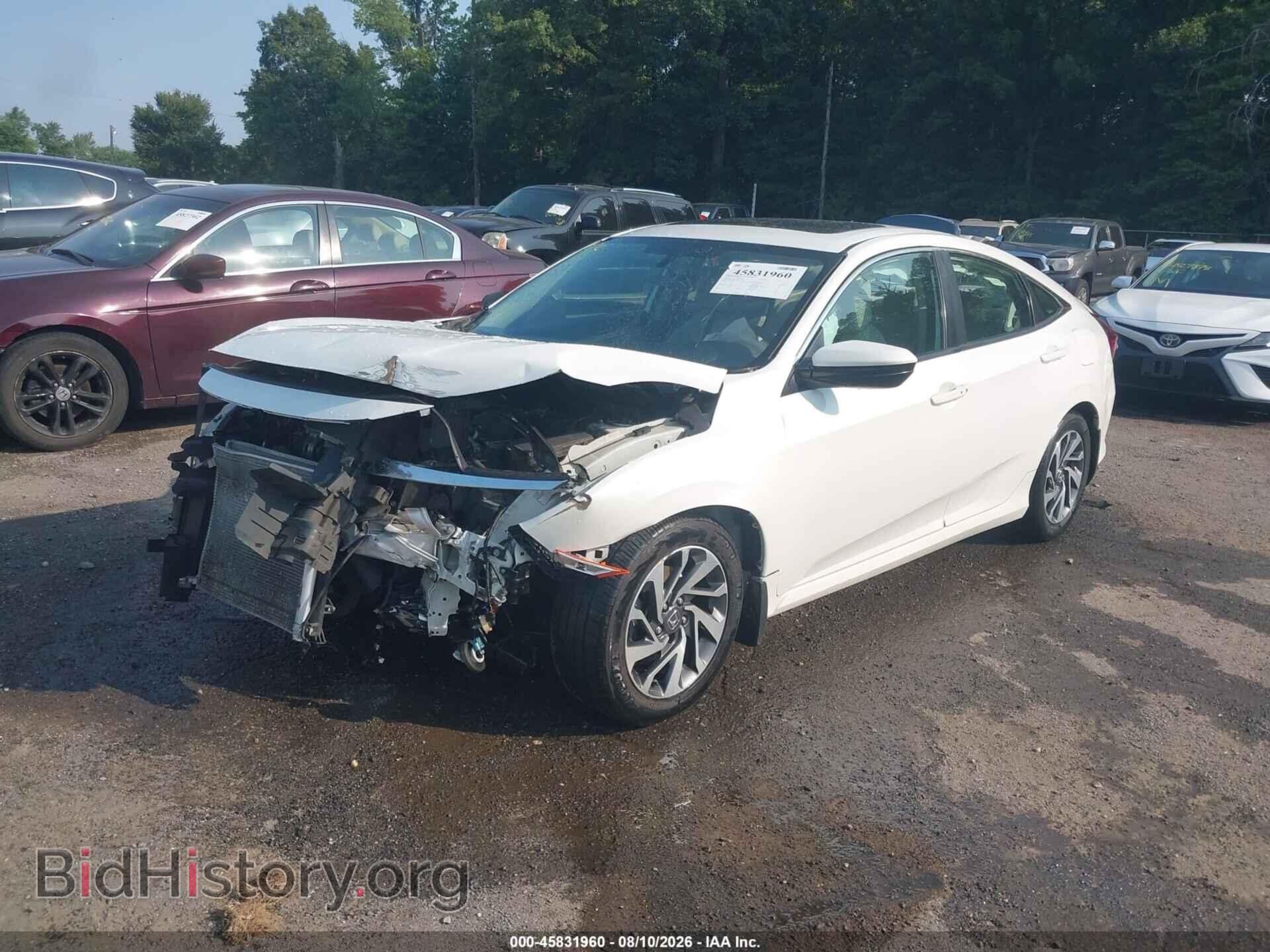 2018 HONDA CIVIC - VIN: 2HGFC2F77JH522205 - Фото 2