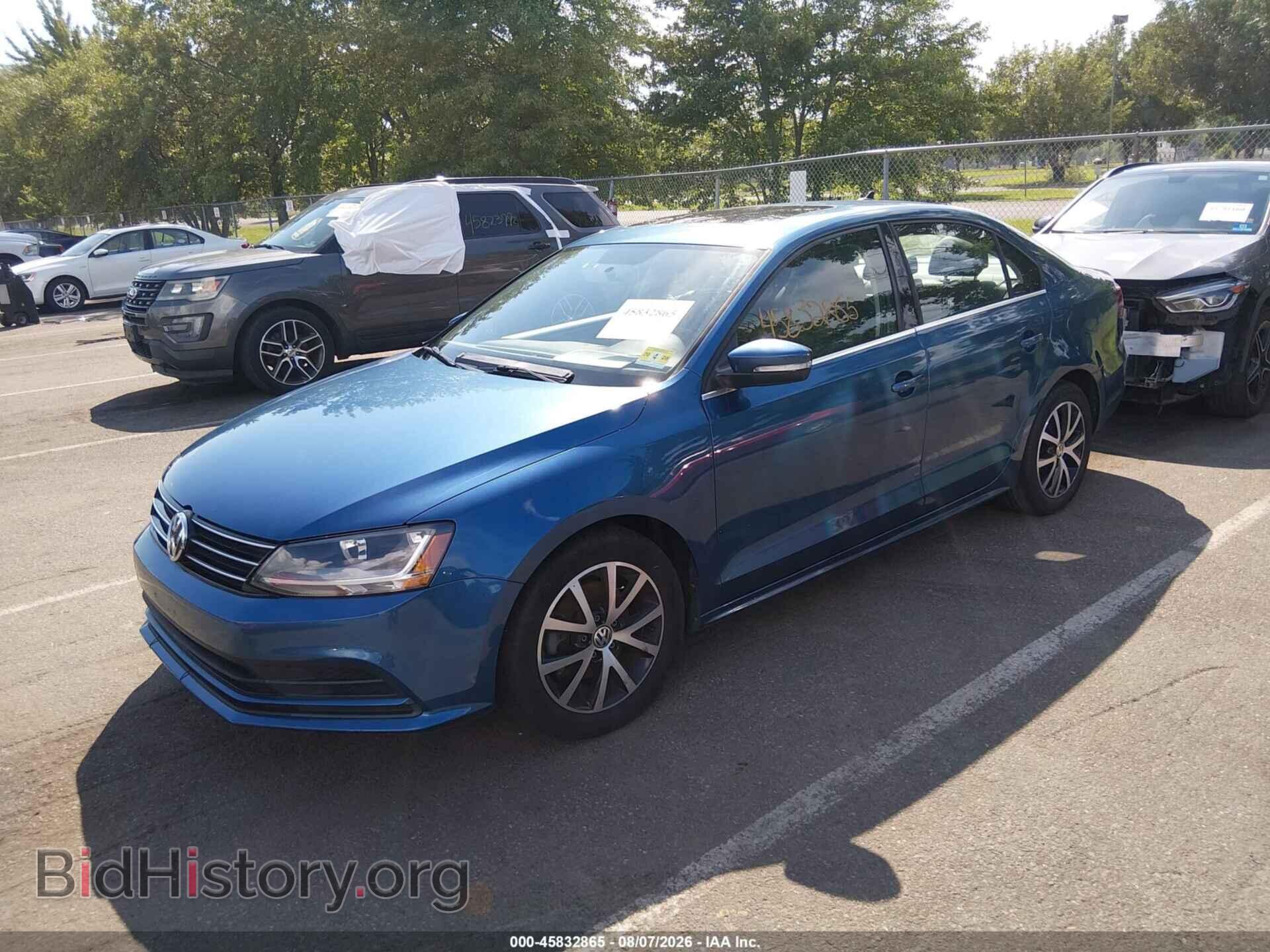 2017 VOLKSWAGEN JETTA - VIN: 3VWDB7AJXHM342301 - Фото 2