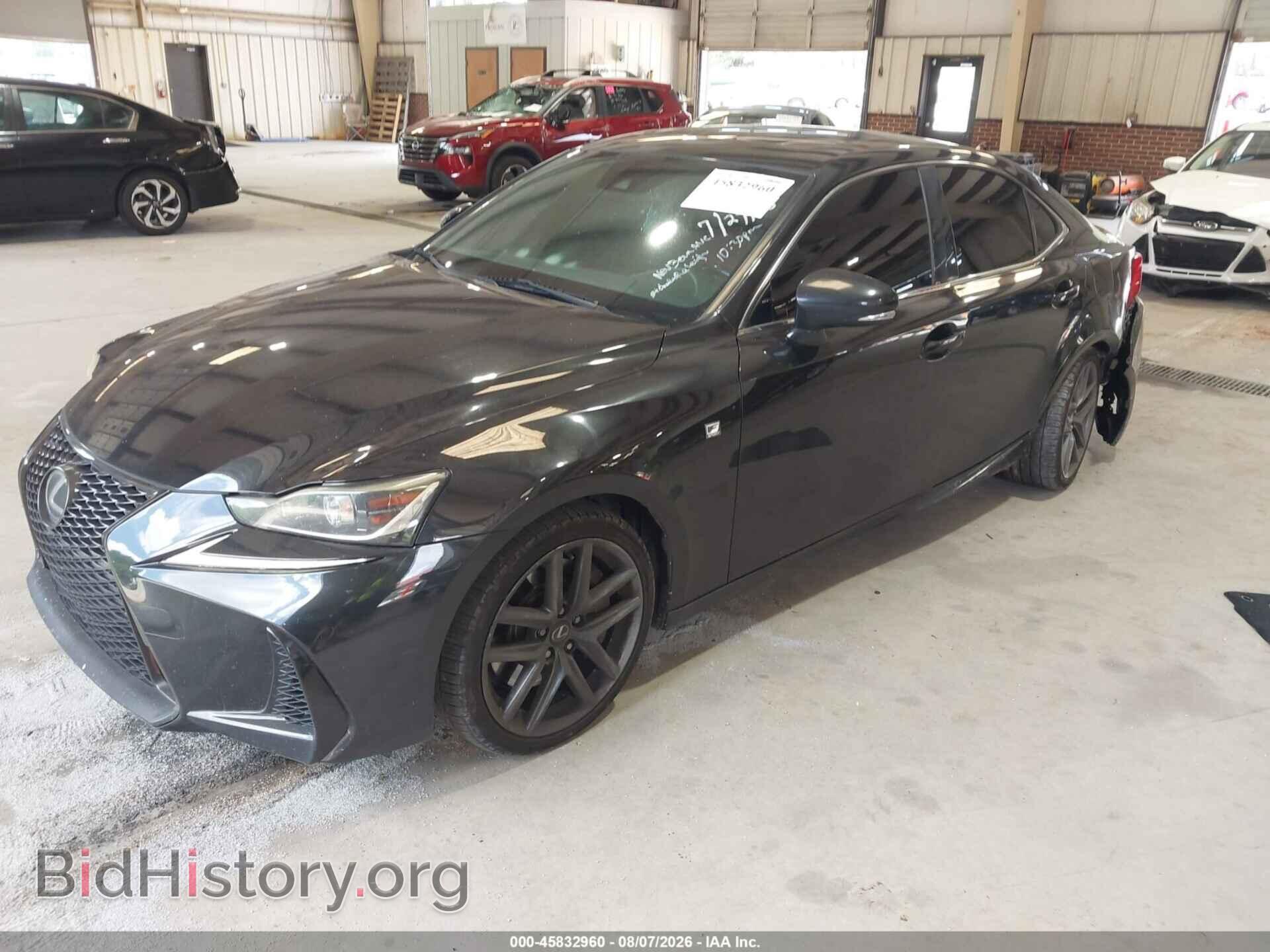 2017 LEXUS IS 200T - VIN: JTHBA1D2XH5051316 - Photo 2