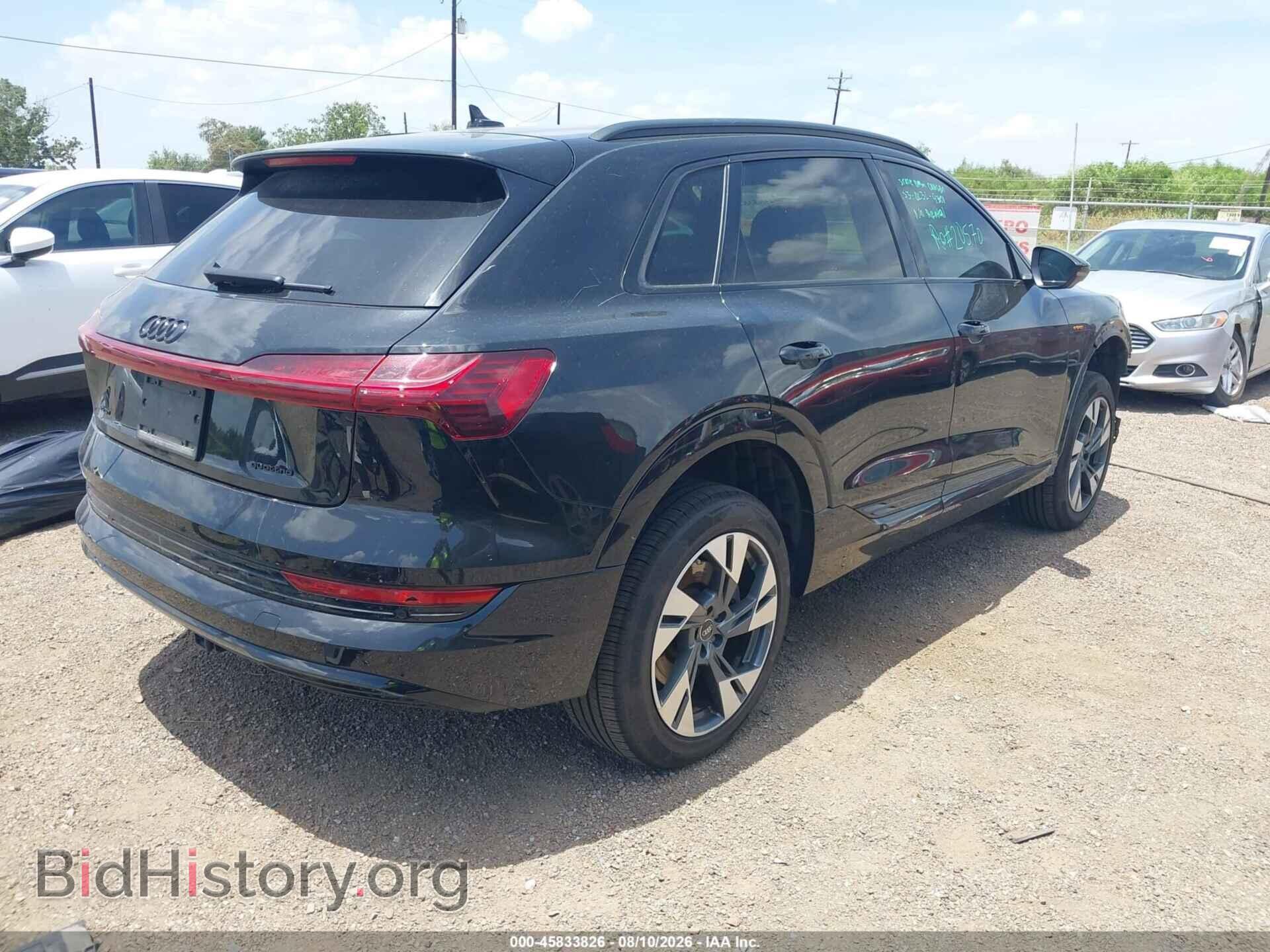 2022 AUDI E-TRON - VIN: WA1AAAGE5NB025314 - Photo 4
