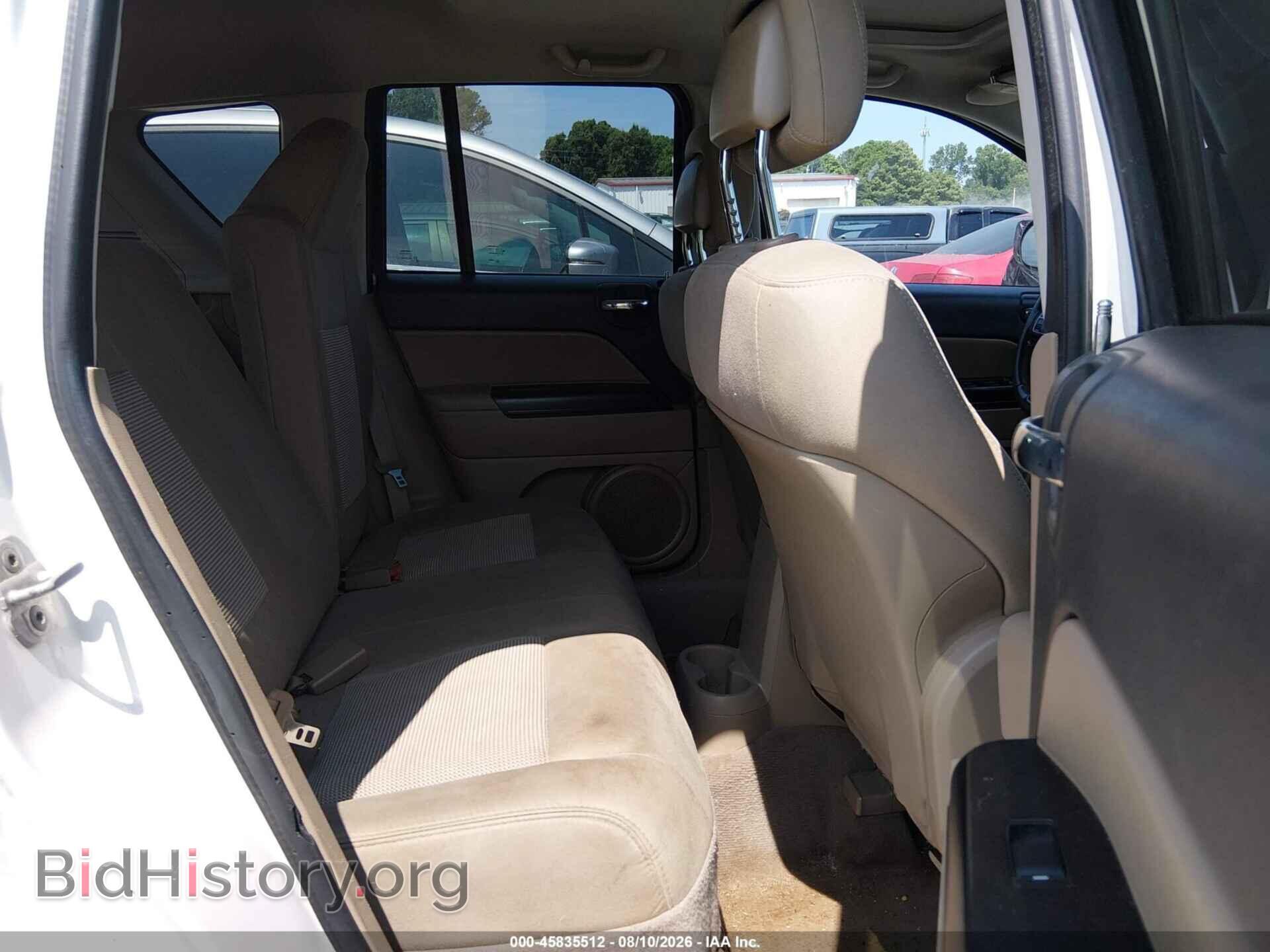 2011 JEEP COMPASS - VIN: 1J4NT1FB8BD190082 - Photo 8