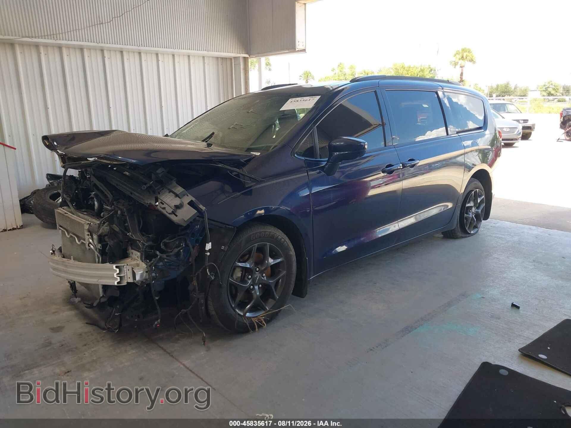 2019 CHRYSLER PACIFICA - VIN: 2C4RC1EG2KR733069 - Photo 2