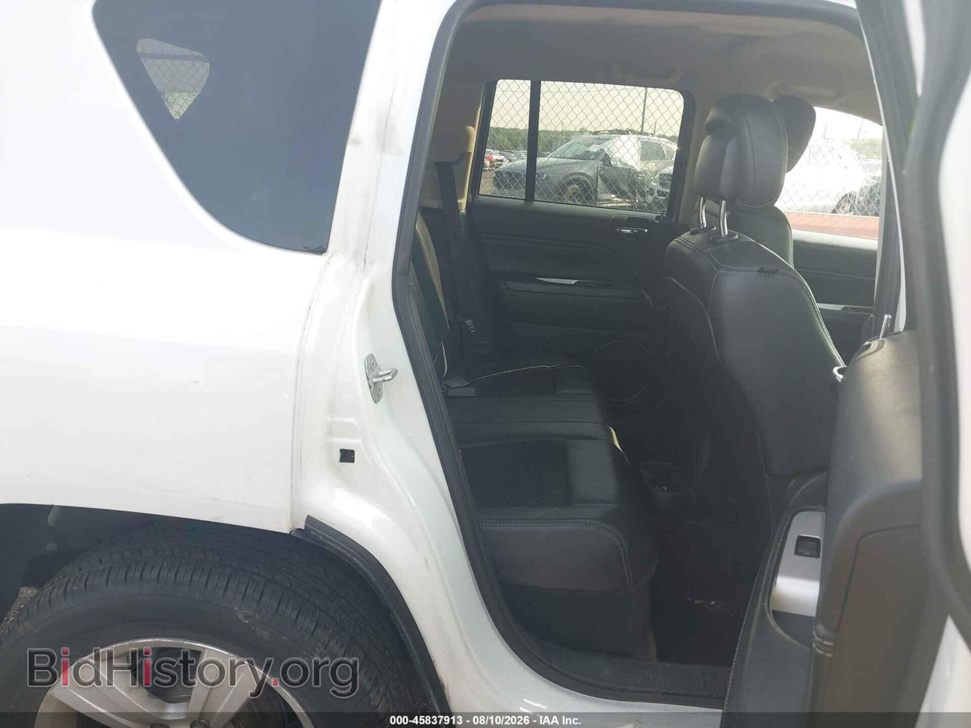 2014 JEEP COMPASS - VIN: 1C4NJDEB7ED731285 - Photo 8