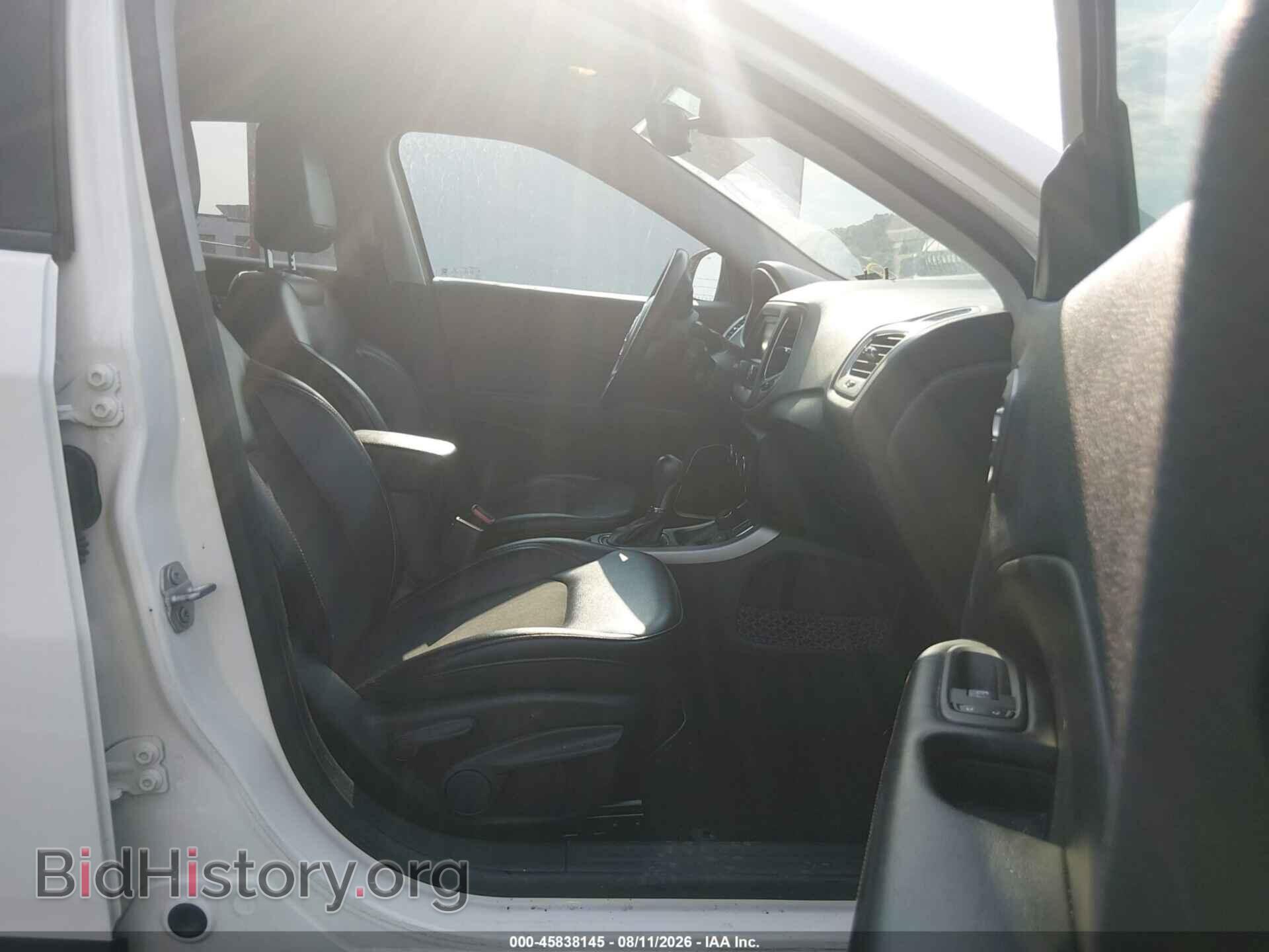 2018 JEEP COMPASS - VIN: 3C4NJDBB3JT435009 - Photo 5