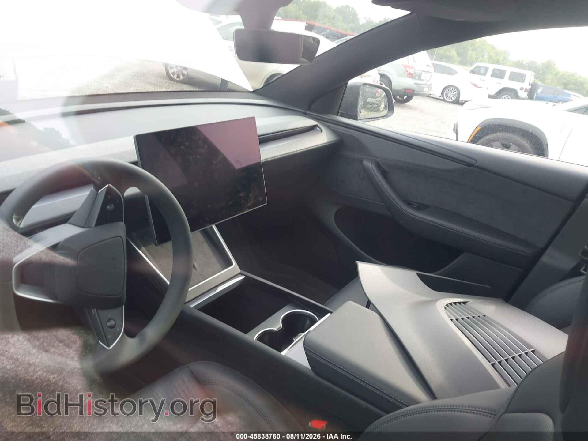 2026 TESLA MODEL Y - VIN: 7SAYGDED2TF585965 - Photo 7