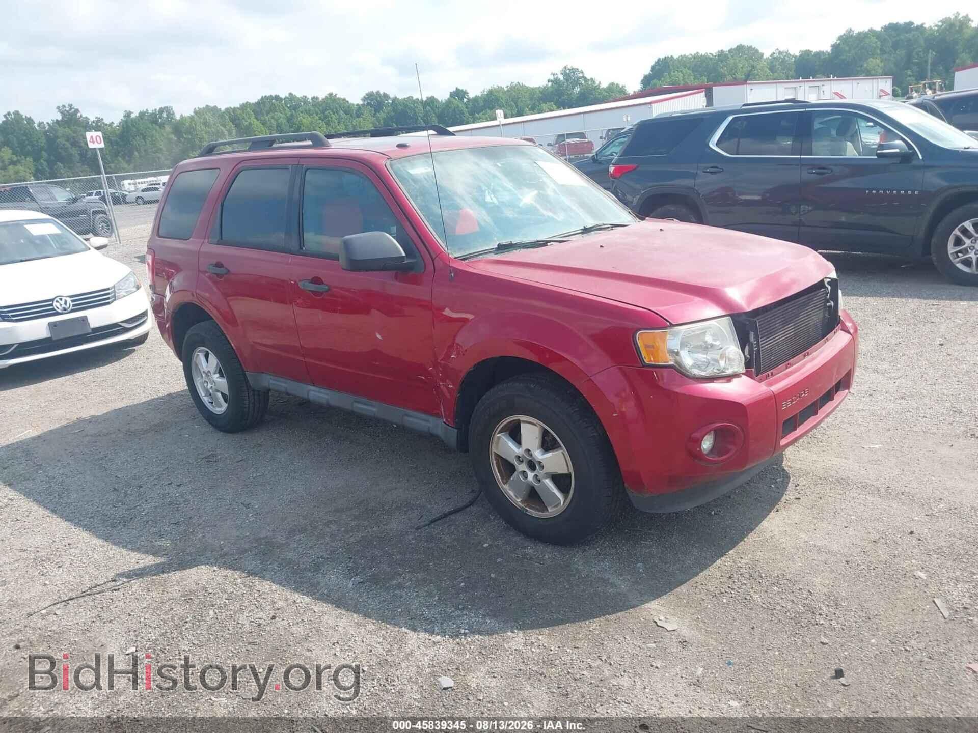 Фотография 1FMCU0DG9BKA78367 - FORD ESCAPE 2011