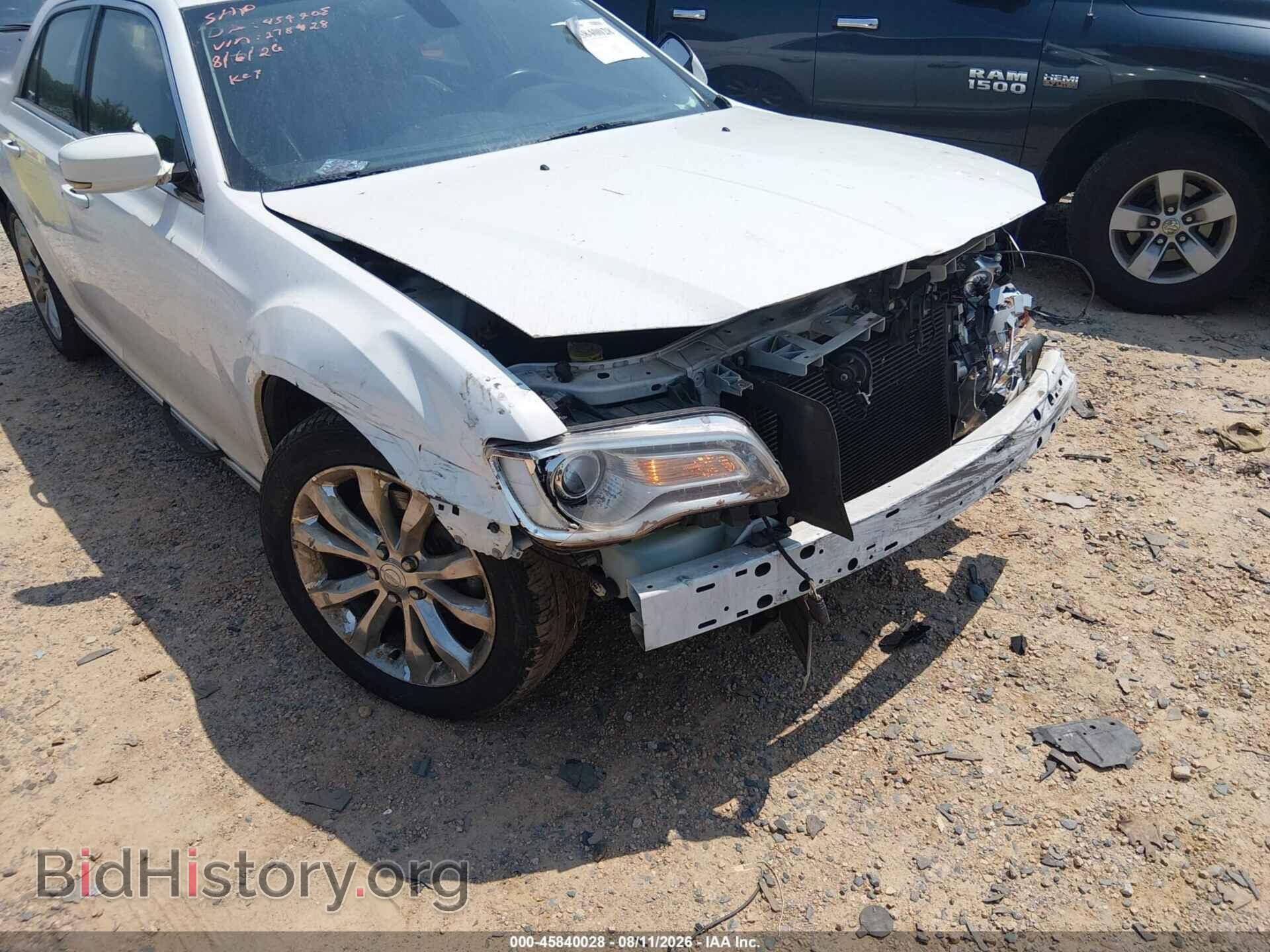 2016 CHRYSLER 300 - VIN: 2C3CCARG5GH278428 - Photo 6