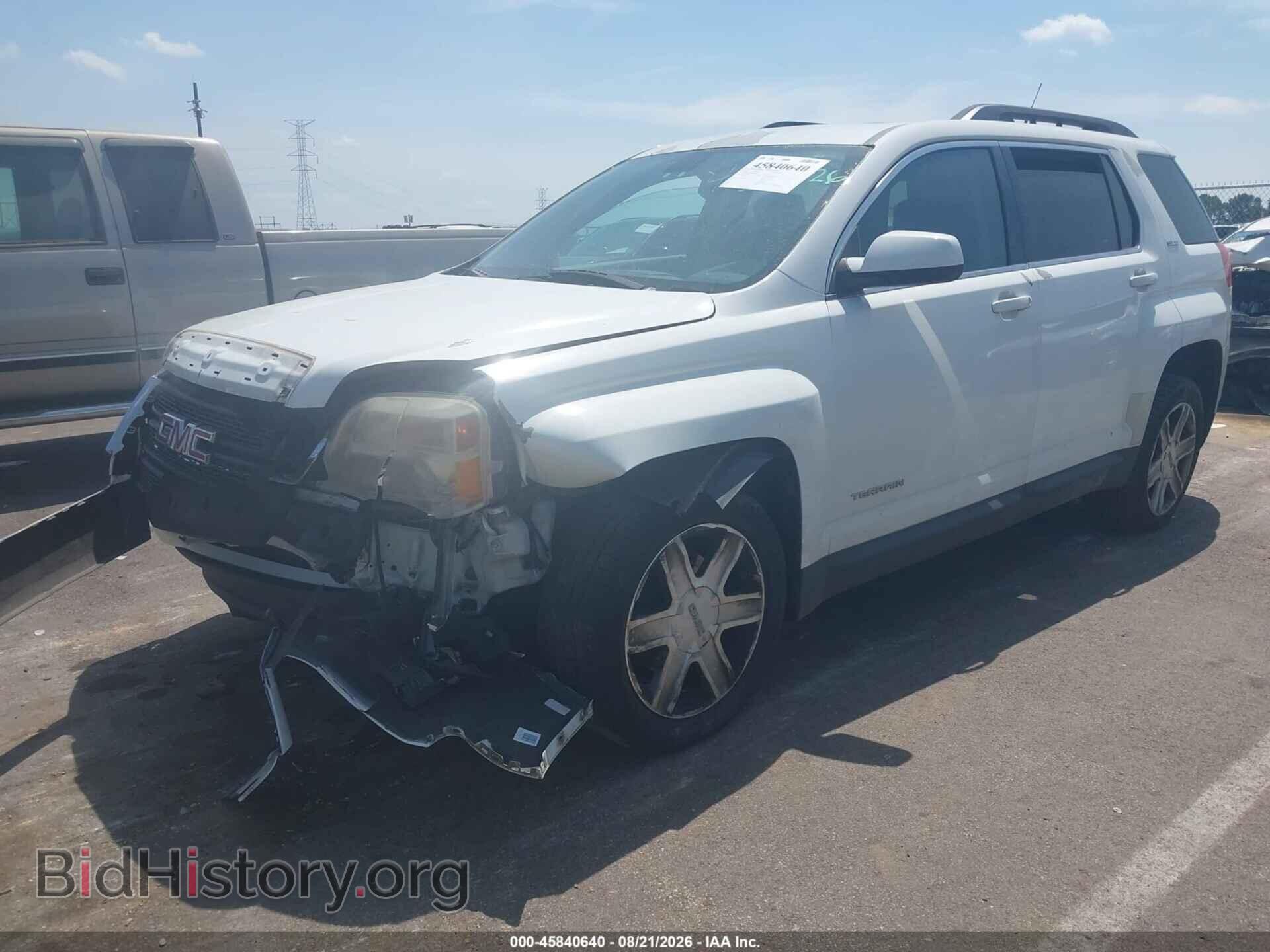 2011 GMC TERRAIN - VIN: 2CTFLTEC4B6472707 - Photo 2