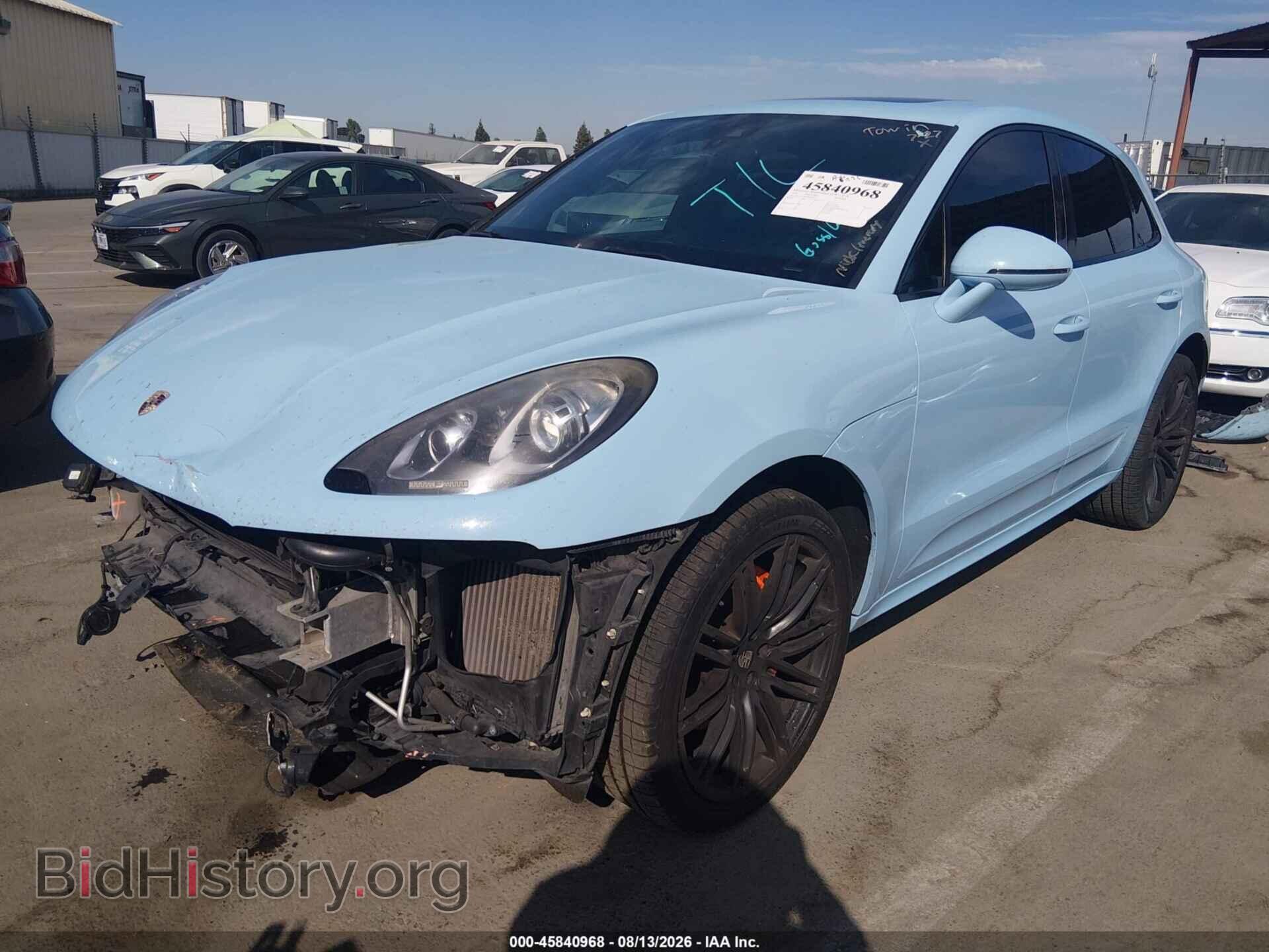 2018 PORSCHE MACAN - VIN: WP1AF2A53JLB70425 - Photo 2