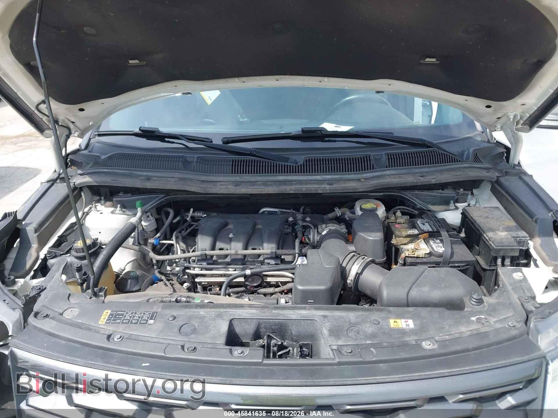 2018 Ford EXPLORER (VIN 1FM5K8D83JGA77772) — photo 10 of 17