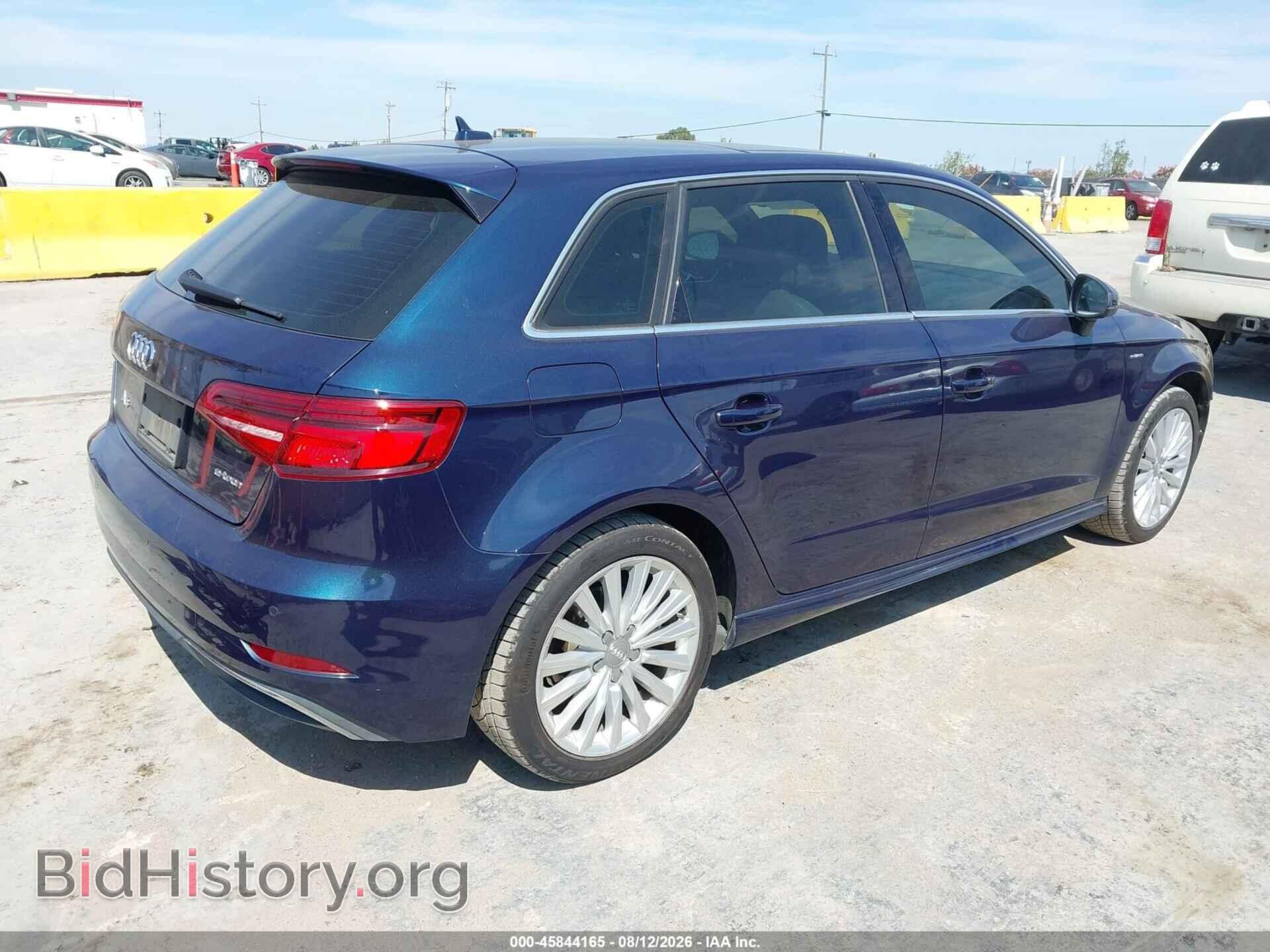 2018 AUDI A3 E-TRON - VIN: WAUTPBFF0JA078450 - Photo 4