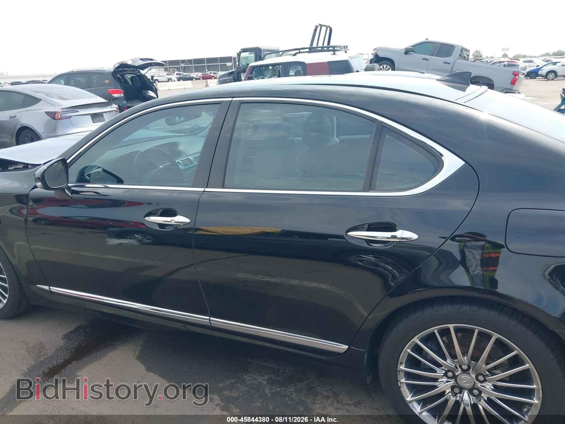 2014 LEXUS LS 460 - VIN: JTHBL5EF3E5125898 - Photo 14