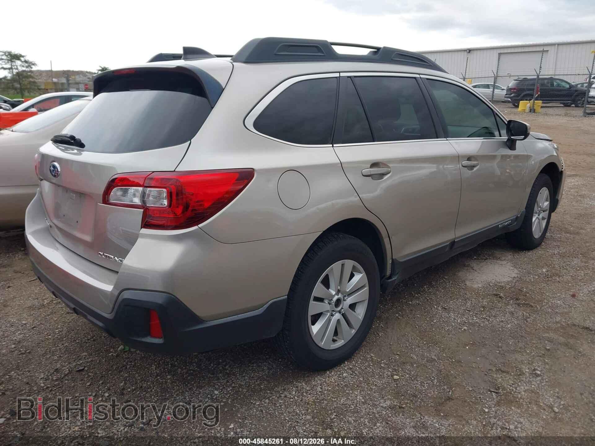 2018 SUBARU OUTBACK - VIN: 4S4BSAFC6J3324852 - Фото 4