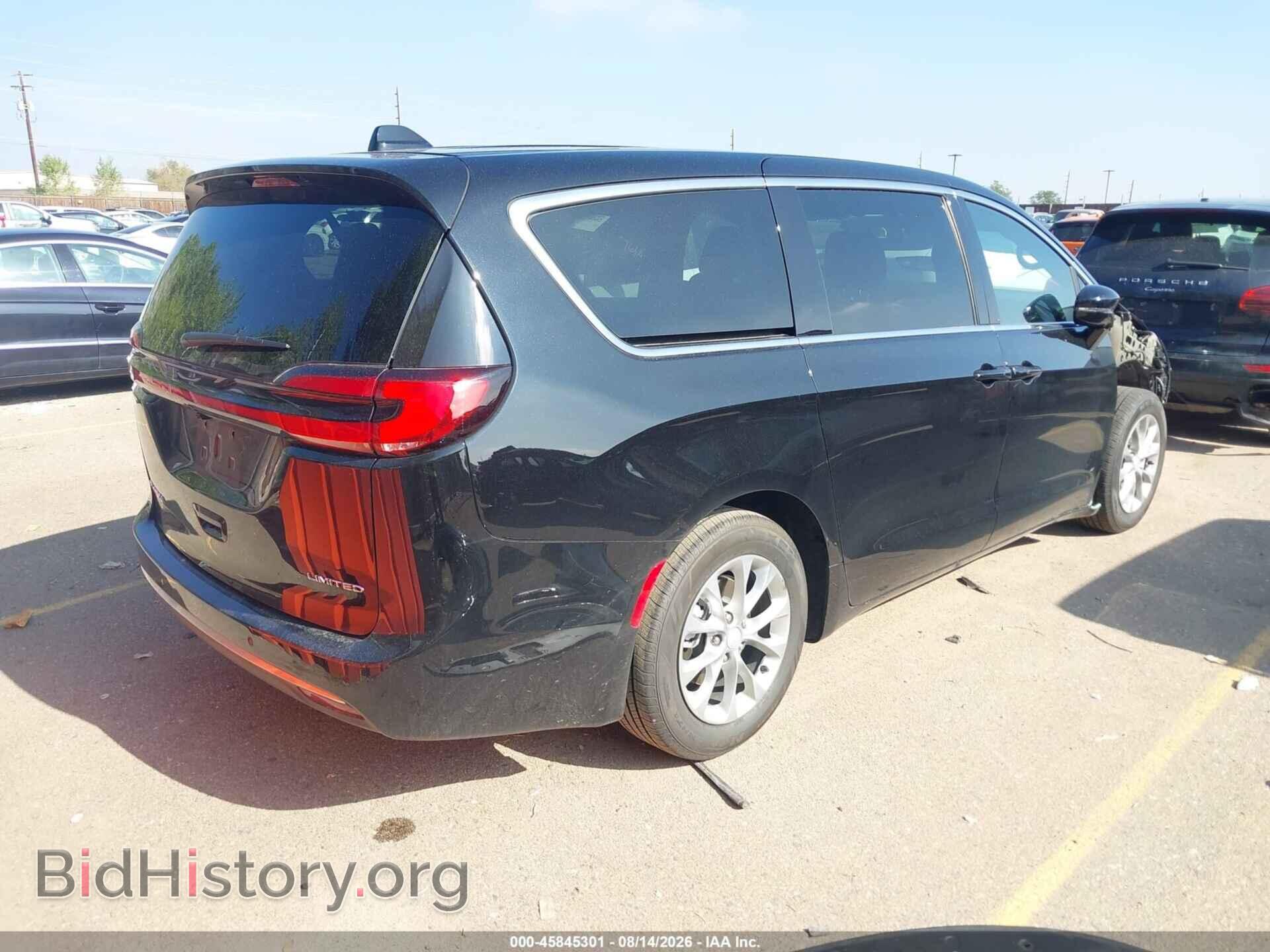 2027 CHRYSLER PACIFICA - VIN: 2C4RC1GG0VR558788 - Photo 4