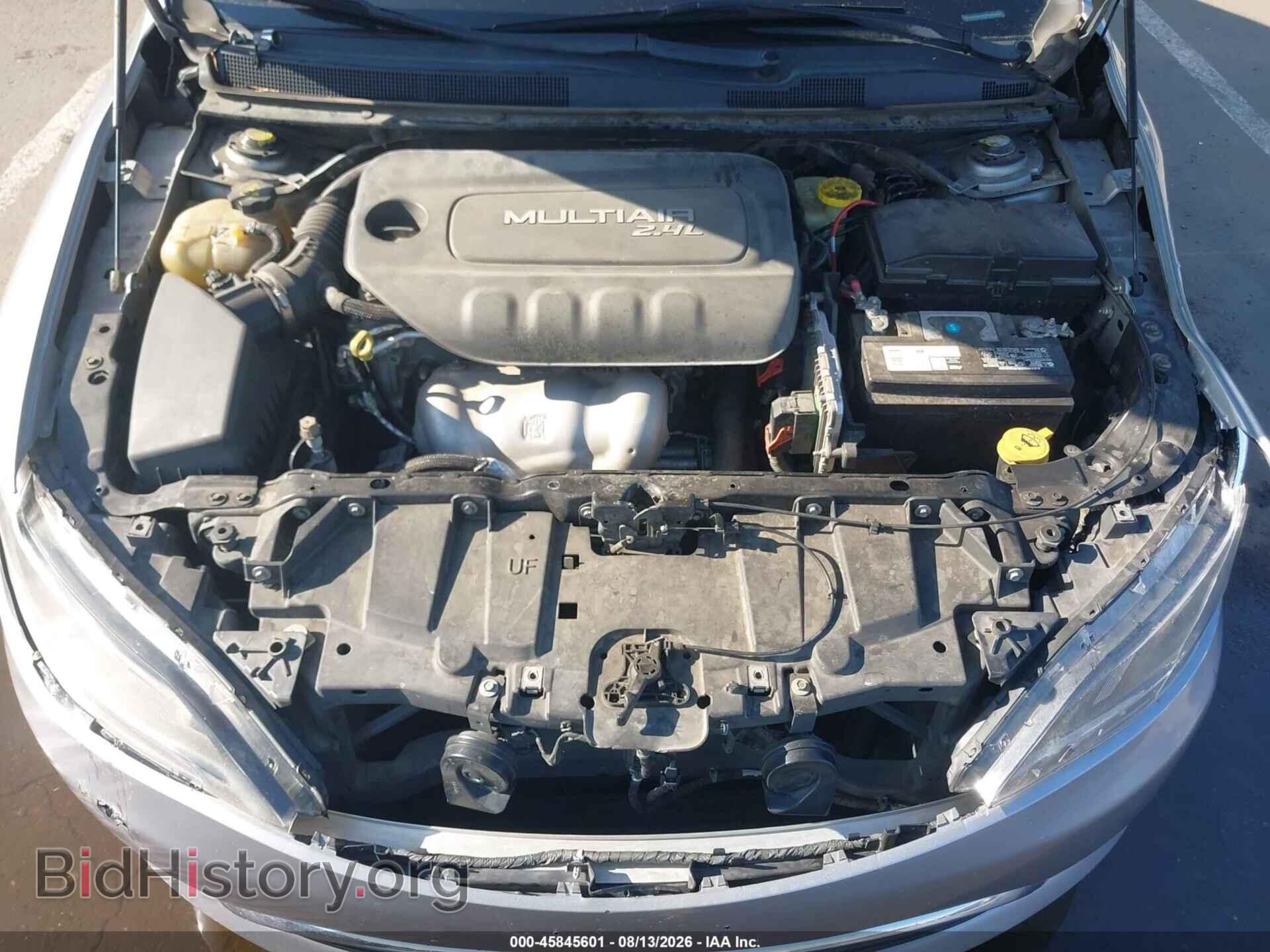2016 CHRYSLER 200 - VIN: 1C3CCCAB6GN106220 - Photo 10