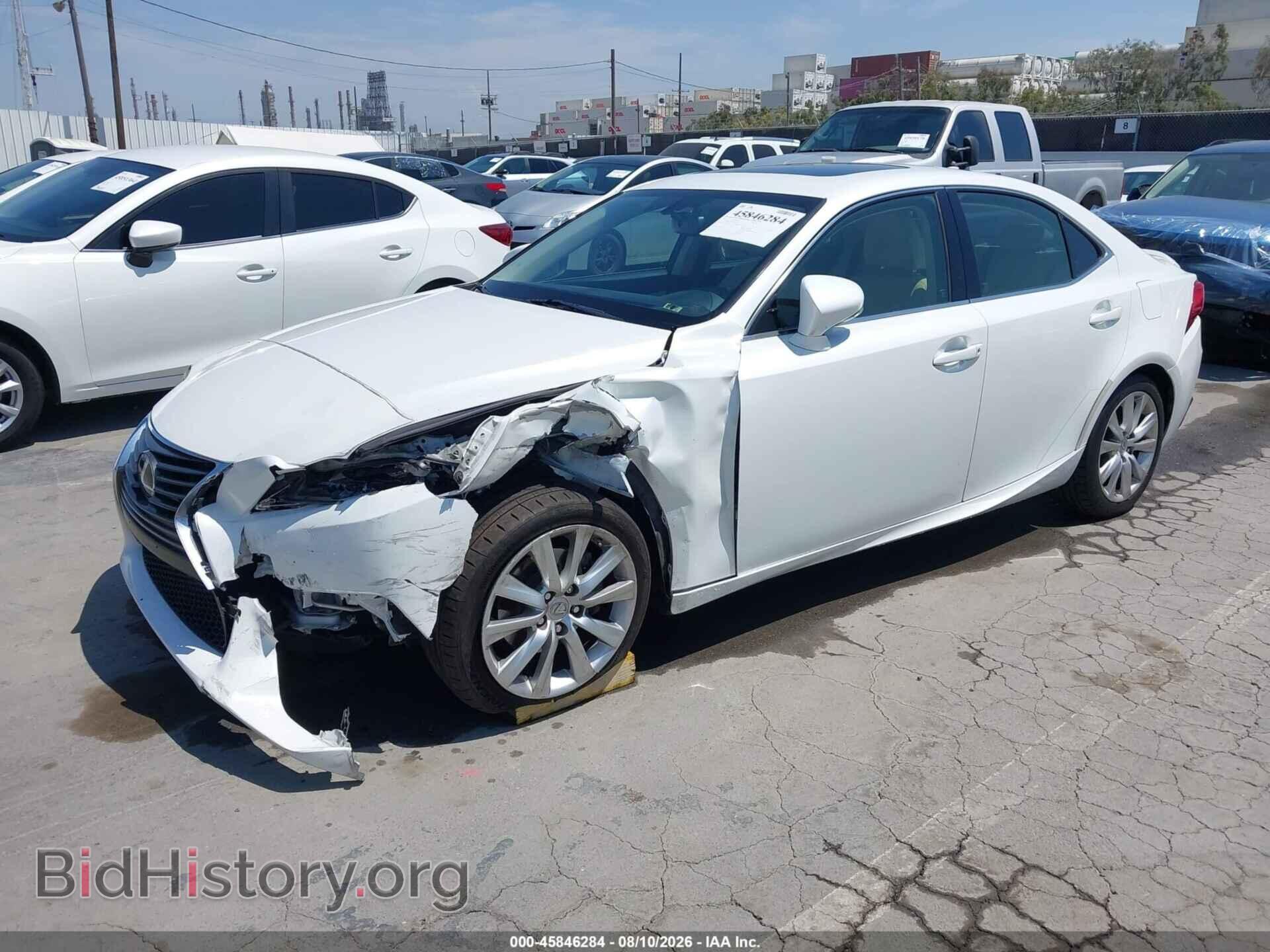 2015 LEXUS IS 250 - VIN: JTHCF1D28F5019385 - Photo 2