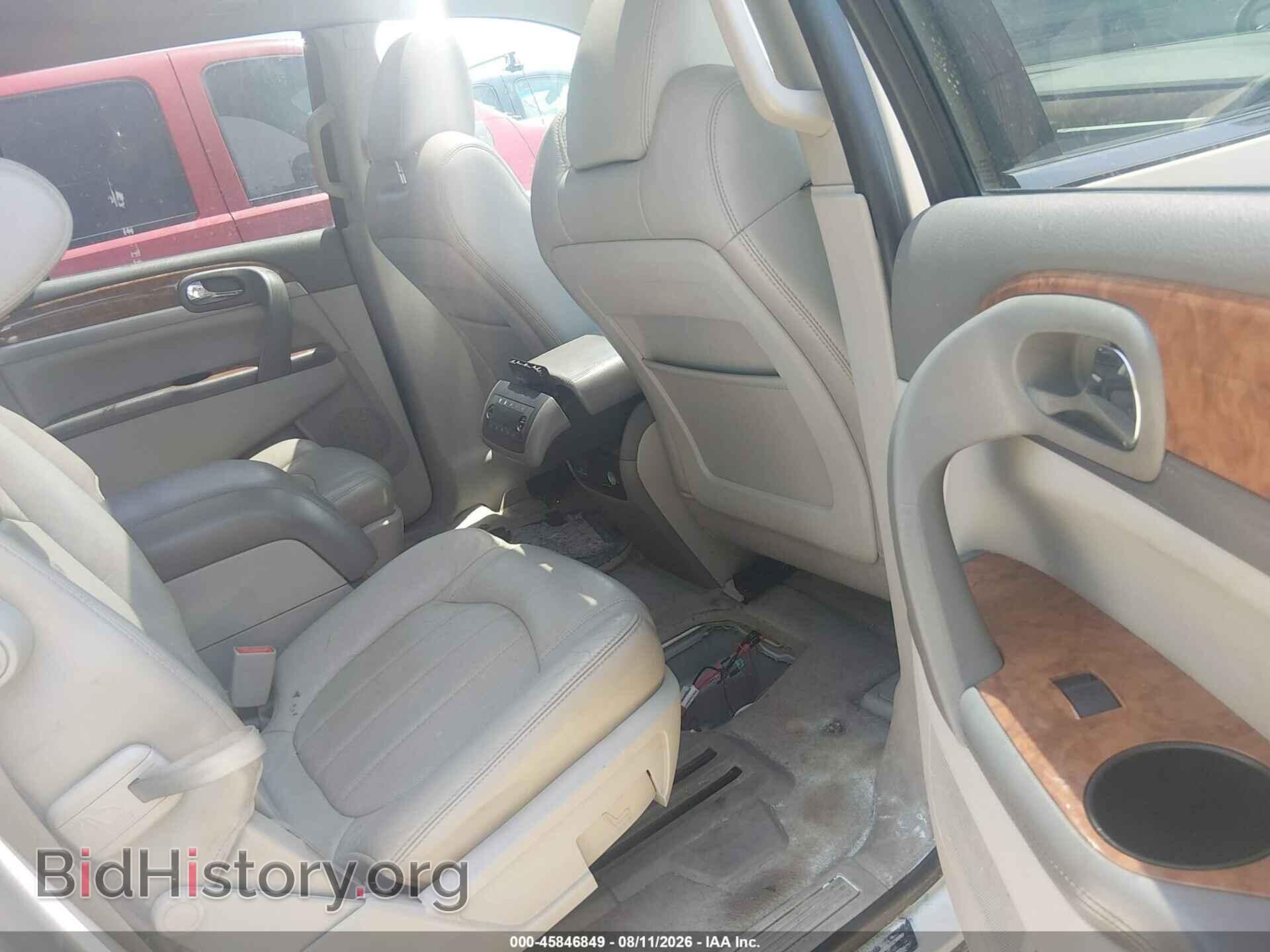 2011 BUICK ENCLAVE - VIN: 5GAKRCED8BJ211909 - Photo 8
