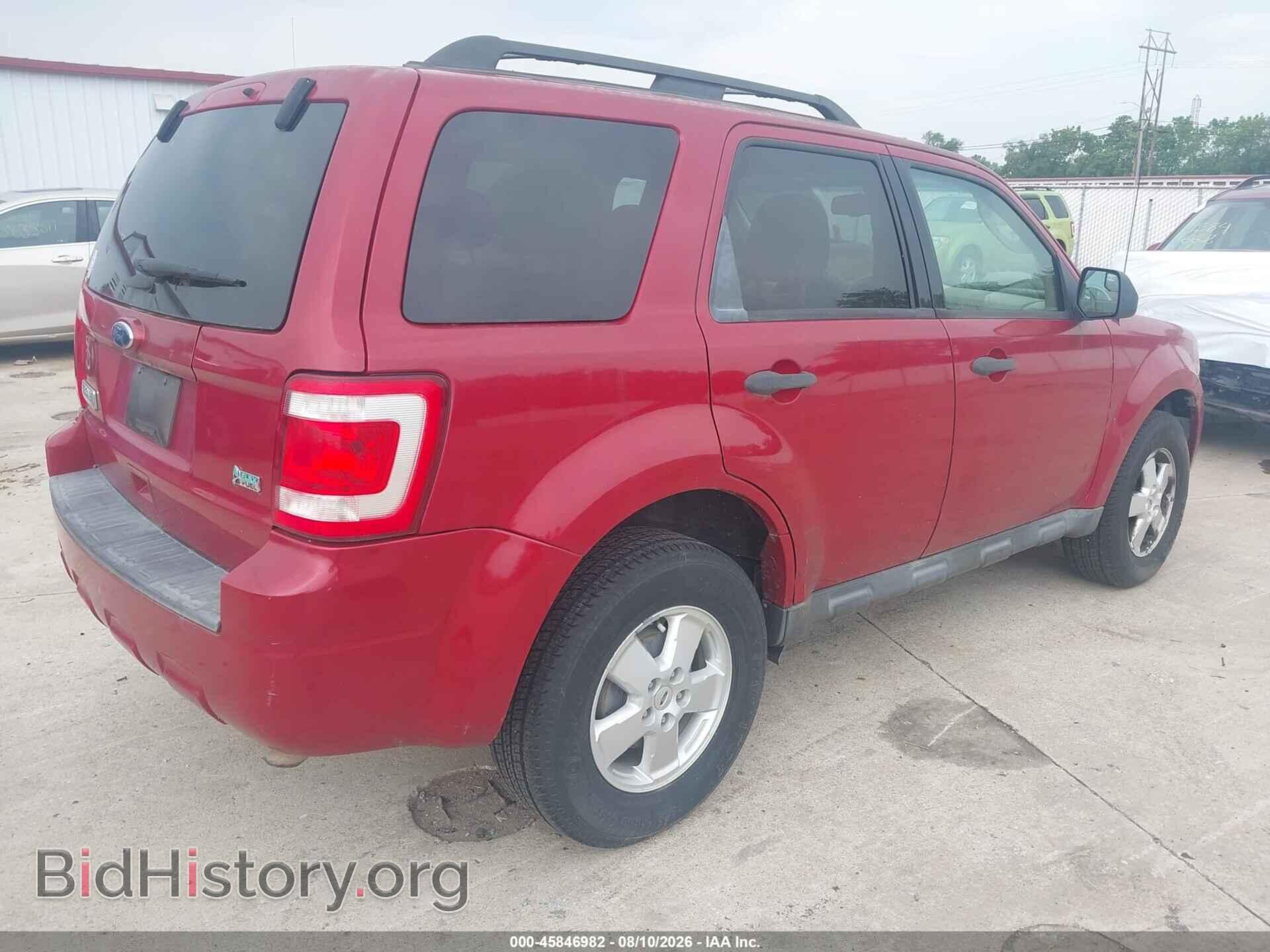 2011 FORD ESCAPE - VIN: 1FMCU0DG8BKB88813 - Photo 4