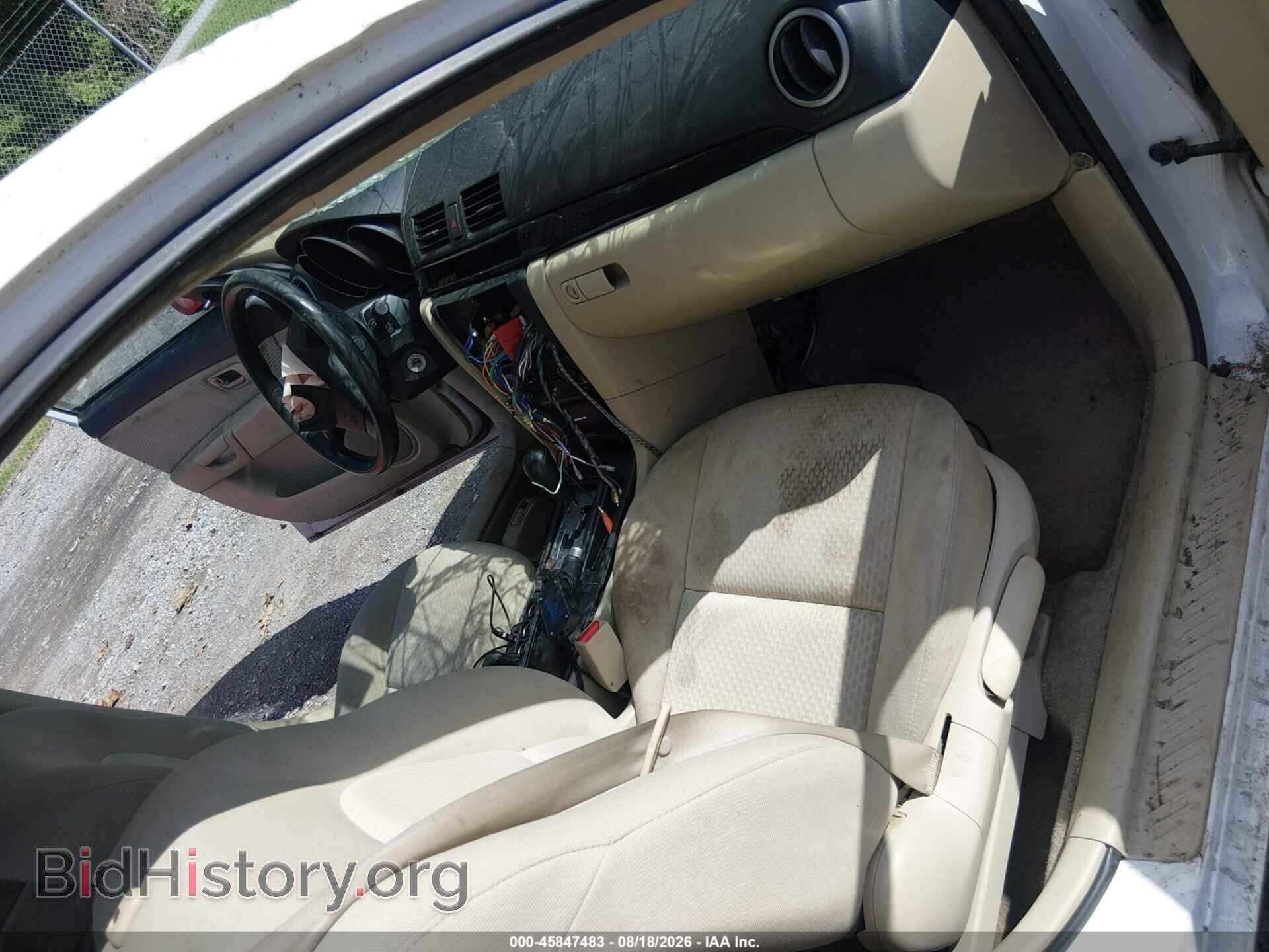 2006 MAZDA MAZDA3 - VIN: JM1BK12F761541267 - Photo 5
