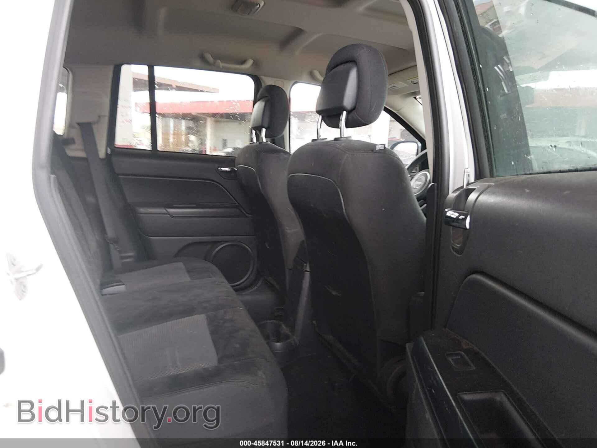 2016 JEEP COMPASS - VIN: 1C4NJDBB4GD521296 - Фото 8