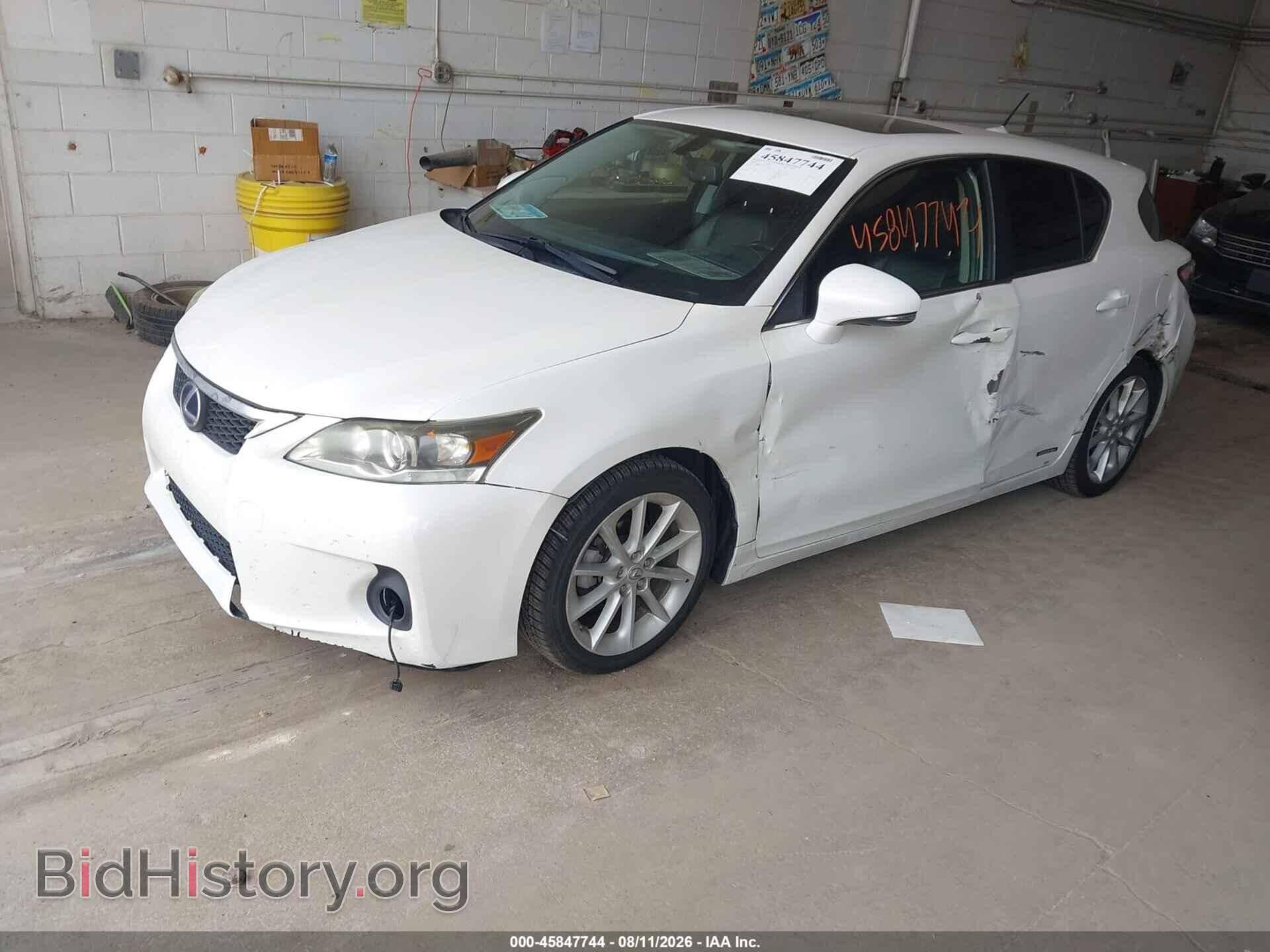2012 LEXUS CT 200H - VIN: JTHKD5BH2C2054131 - Photo 2