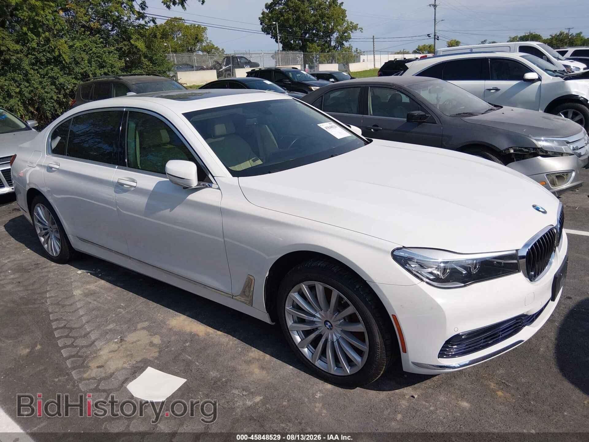2016 BMW 740I - VIN: WBA7E2C59GG547351 - Фото 13