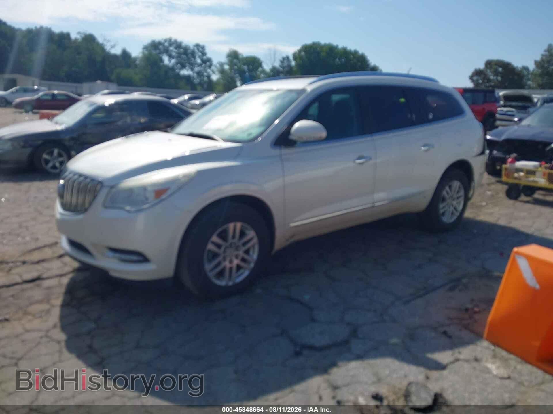 2014 BUICK ENCLAVE - VIN: 5GAKRAKD3EJ171624 - Photo 2