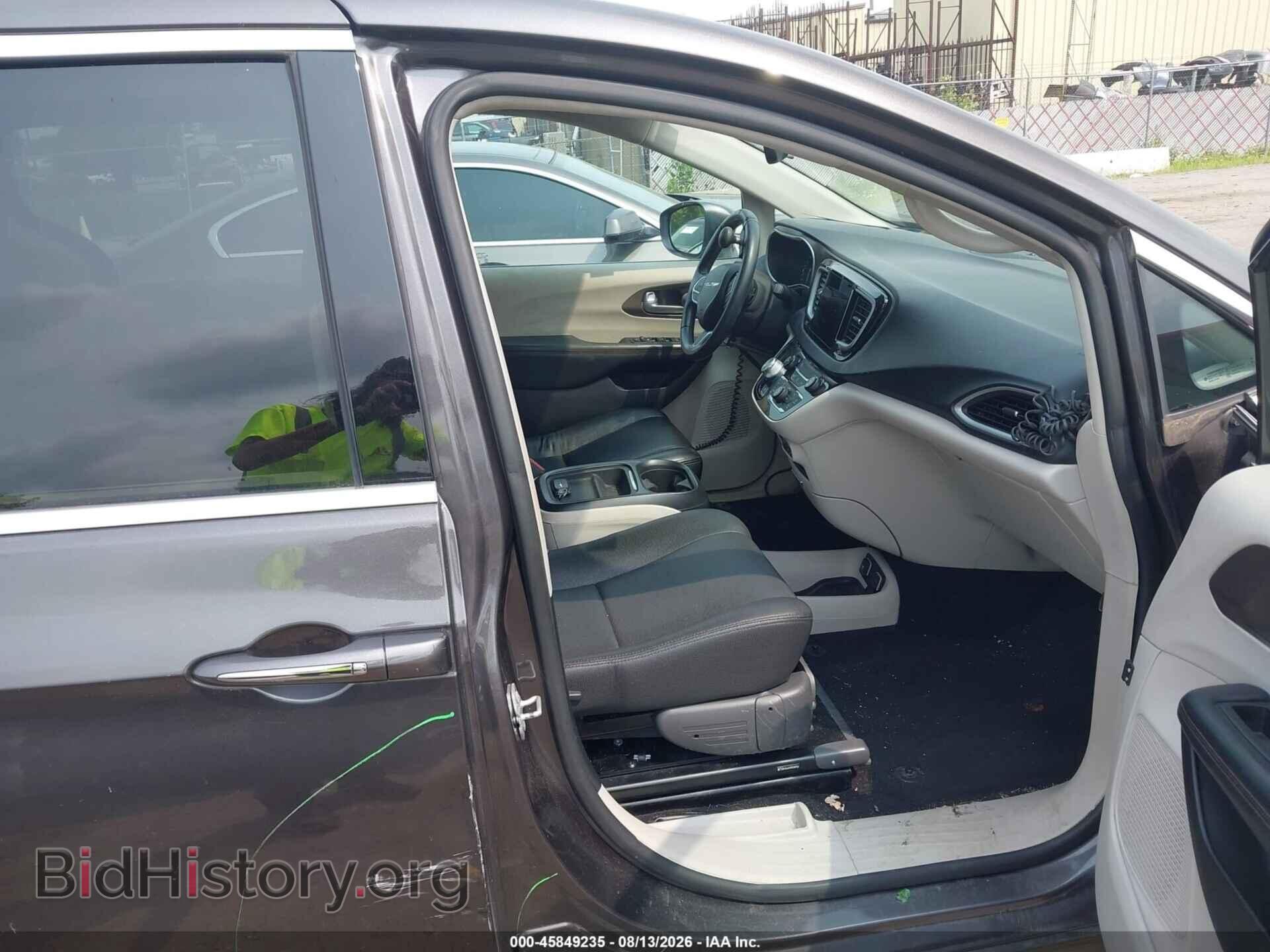 2017 CHRYSLER PACIFICA - VIN: 2C4RC1BG0HR543946 - Фото 5