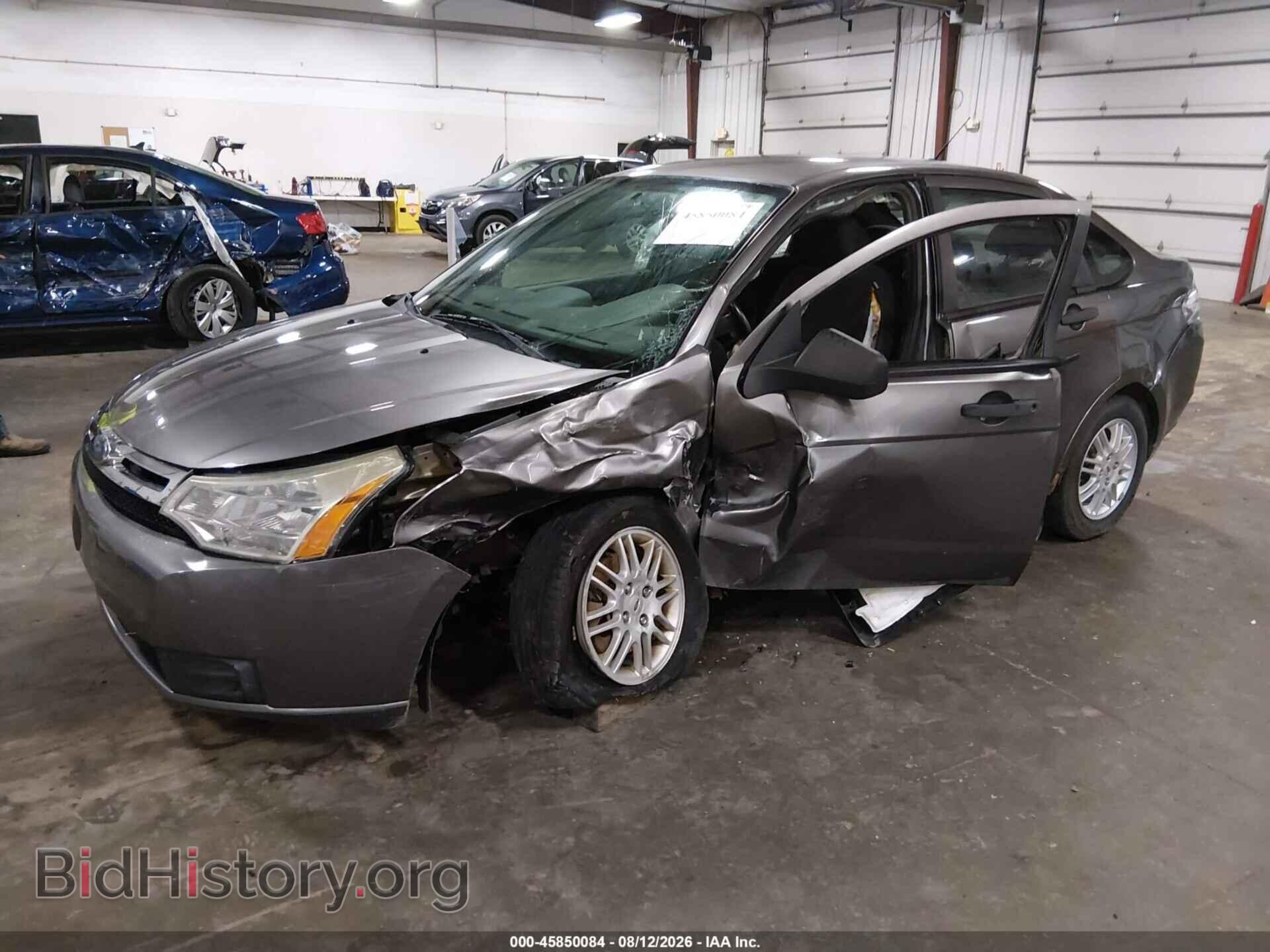 2010 FORD FOCUS - VIN: 1FAHP3FN6AW205636 - Фото 2