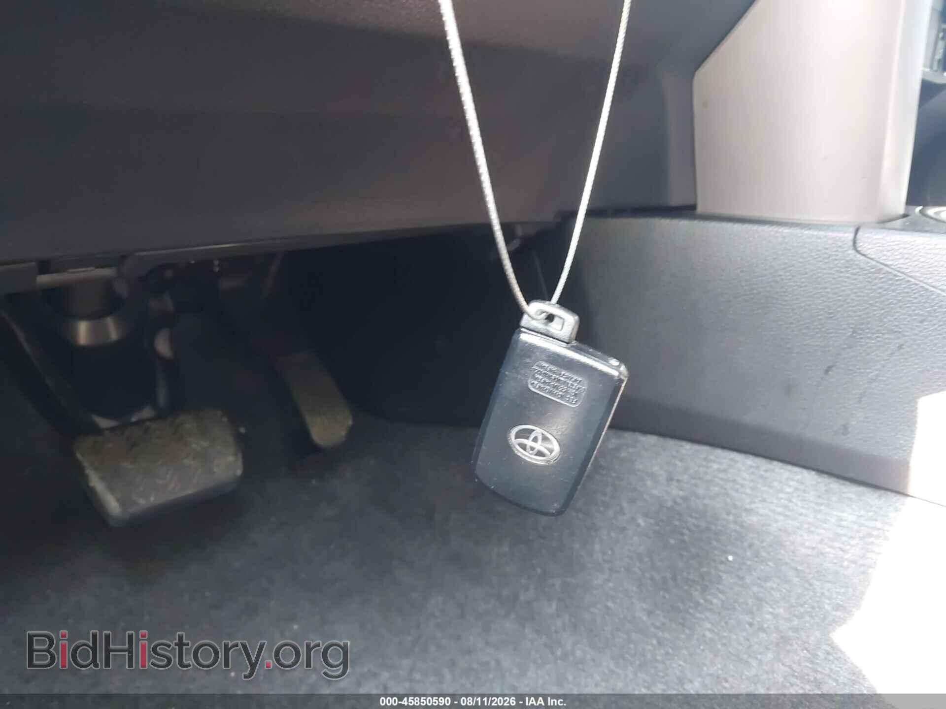 2017 TOYOTA RAV4 - VIN: 2T3WFREVXHW347327 - Photo 11