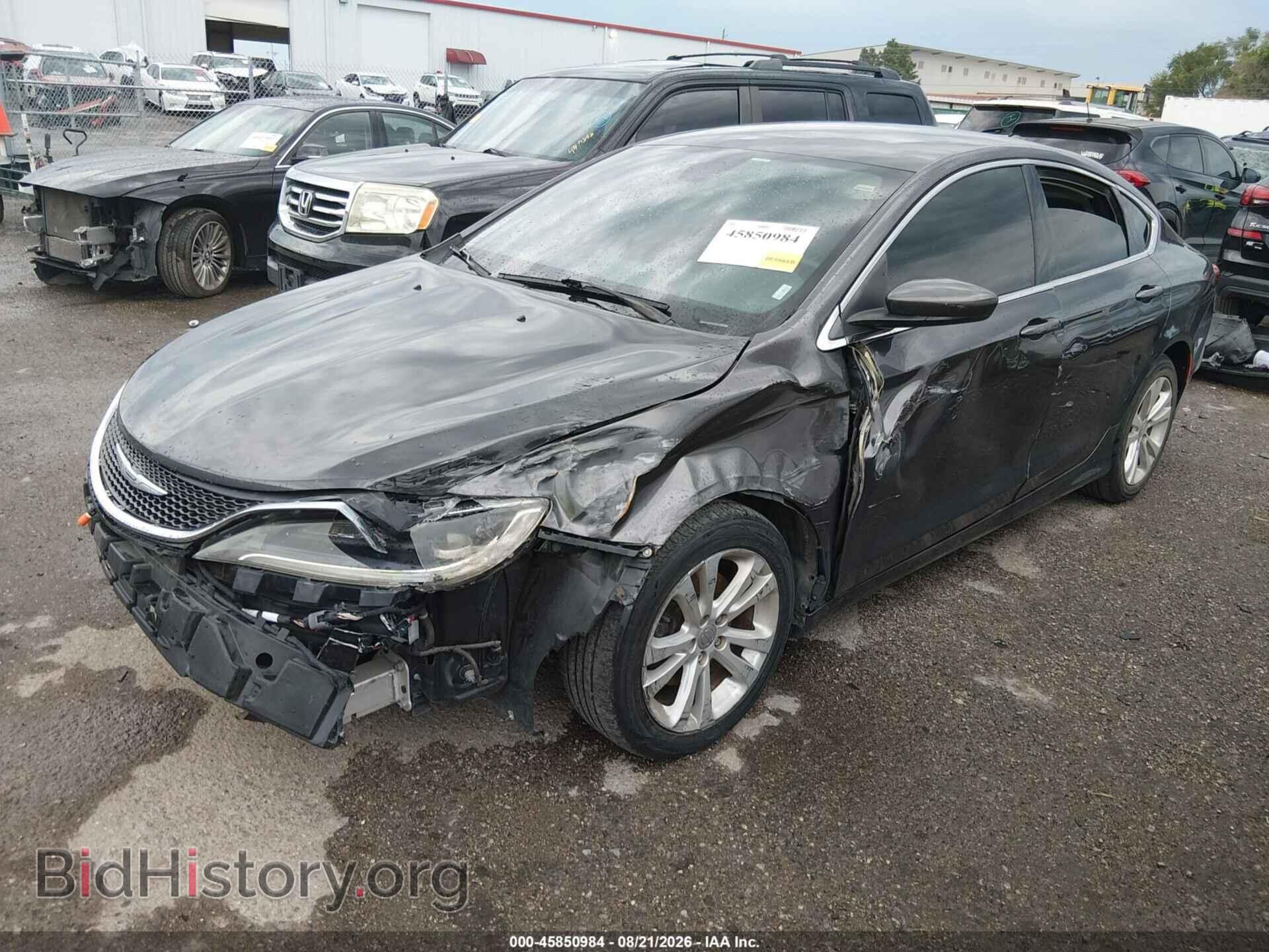 2015 CHRYSLER 200 - VIN: 1C3CCCAB3FN666601 - Photo 2