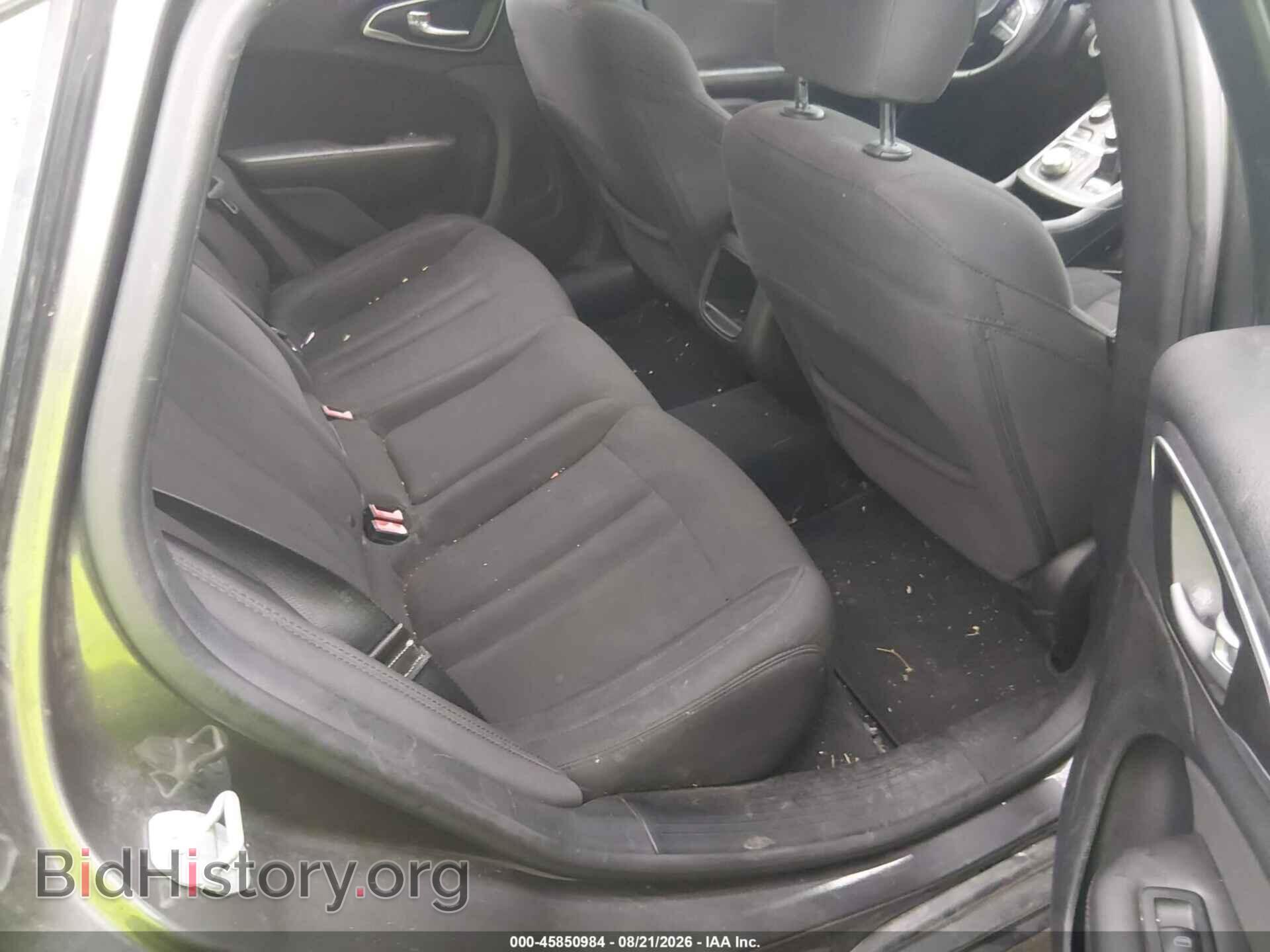 2015 CHRYSLER 200 - VIN: 1C3CCCAB3FN666601 - Photo 8