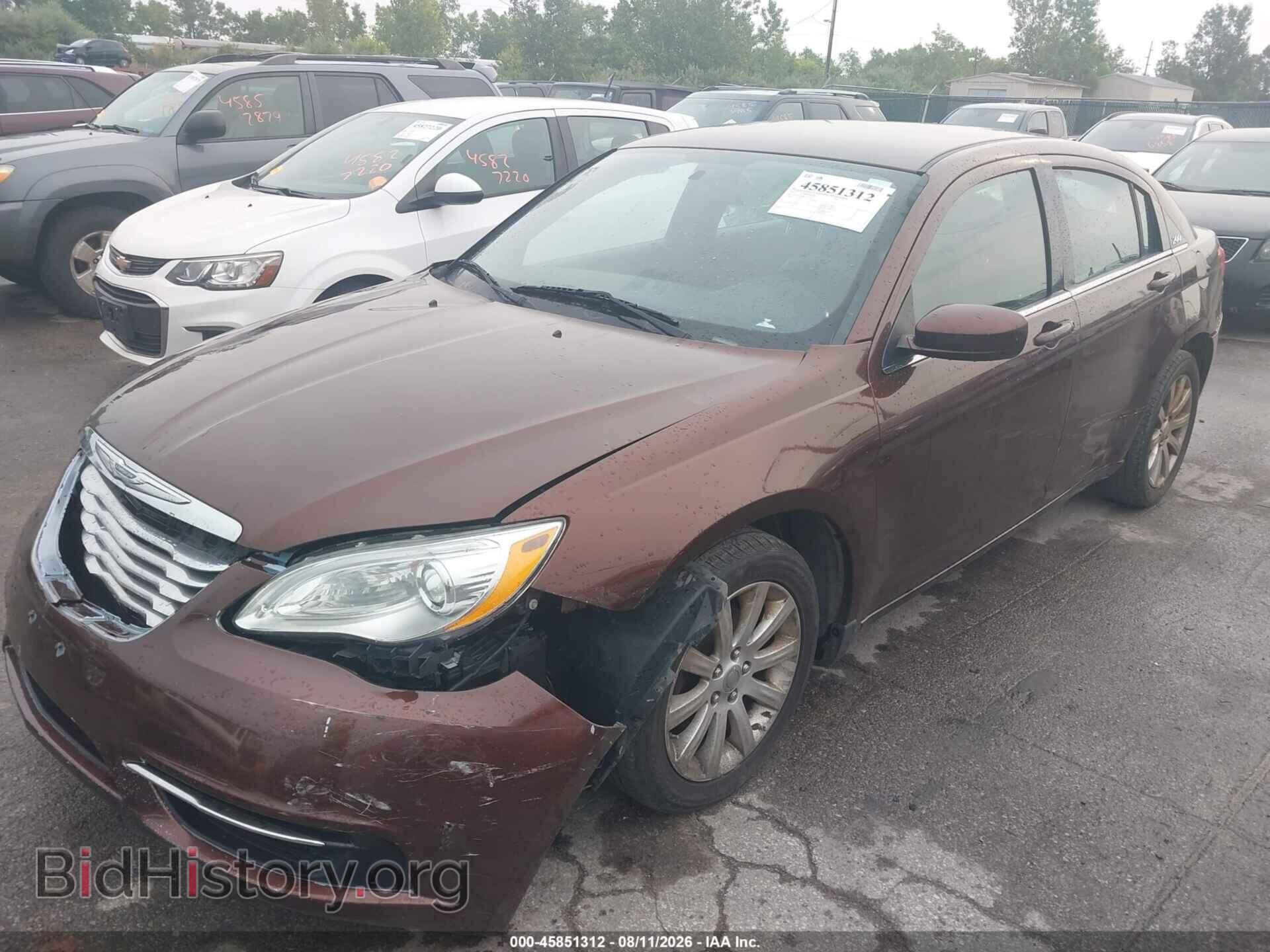 2012 CHRYSLER 200 - VIN: 1C3CCBAB8CN292203 - Photo 2