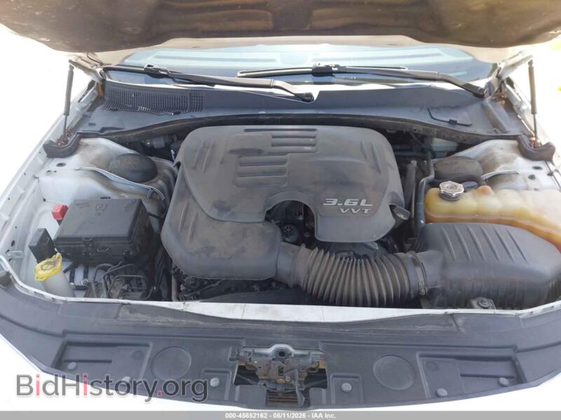 2014 Chrysler 300C (VIN 2C3CCAEG1EH281488) — фото 10 из 17