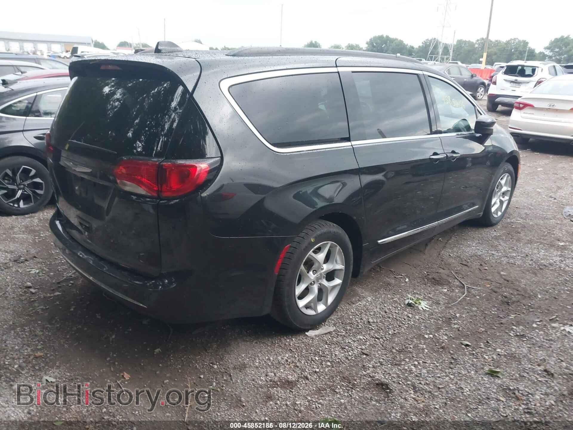 2017 CHRYSLER PACIFICA - VIN: 2C4RC1BG8HR607991 - Photo 4