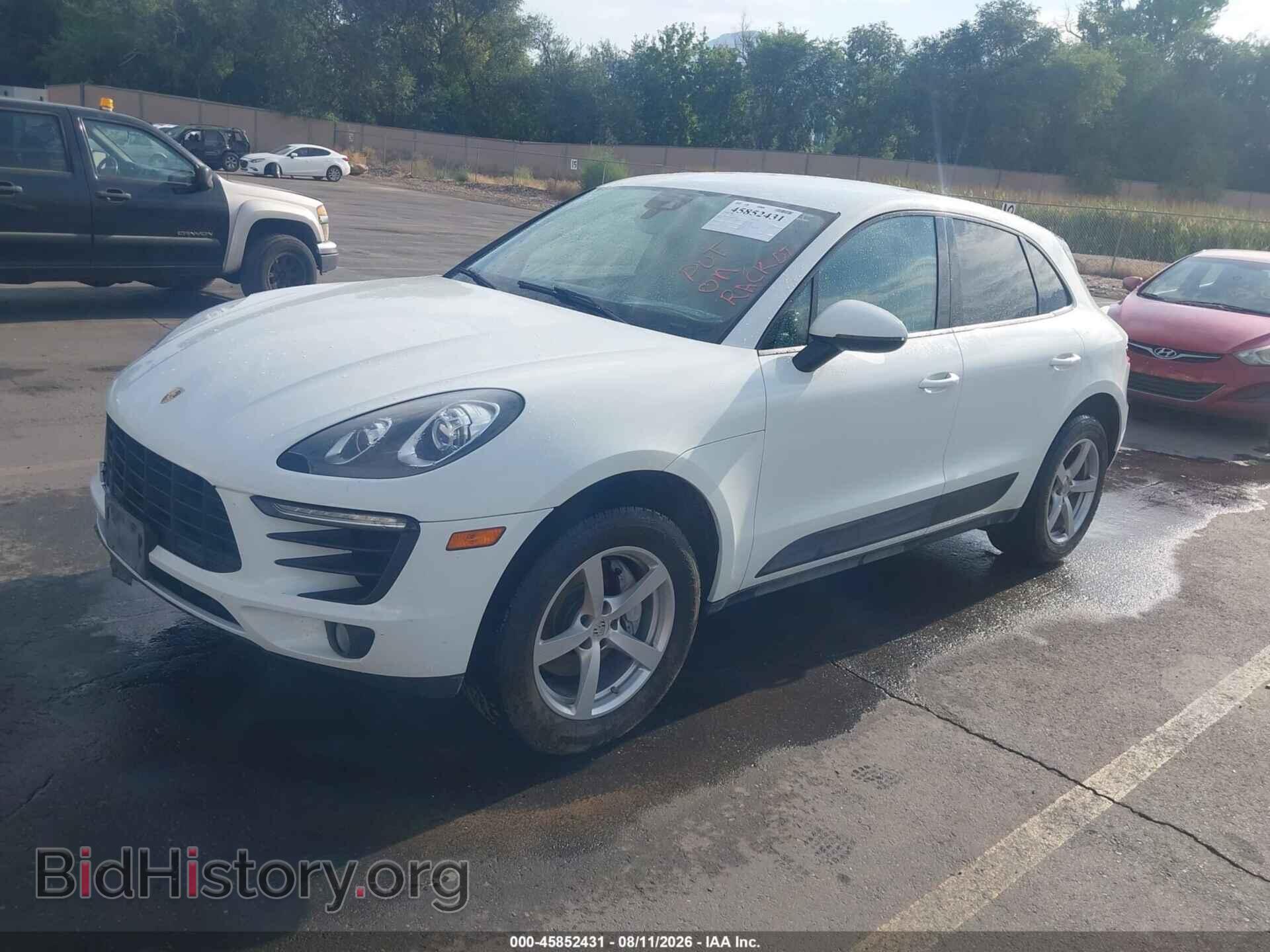 2018 PORSCHE MACAN - VIN: WP1AA2A59JLB01575 - Photo 2