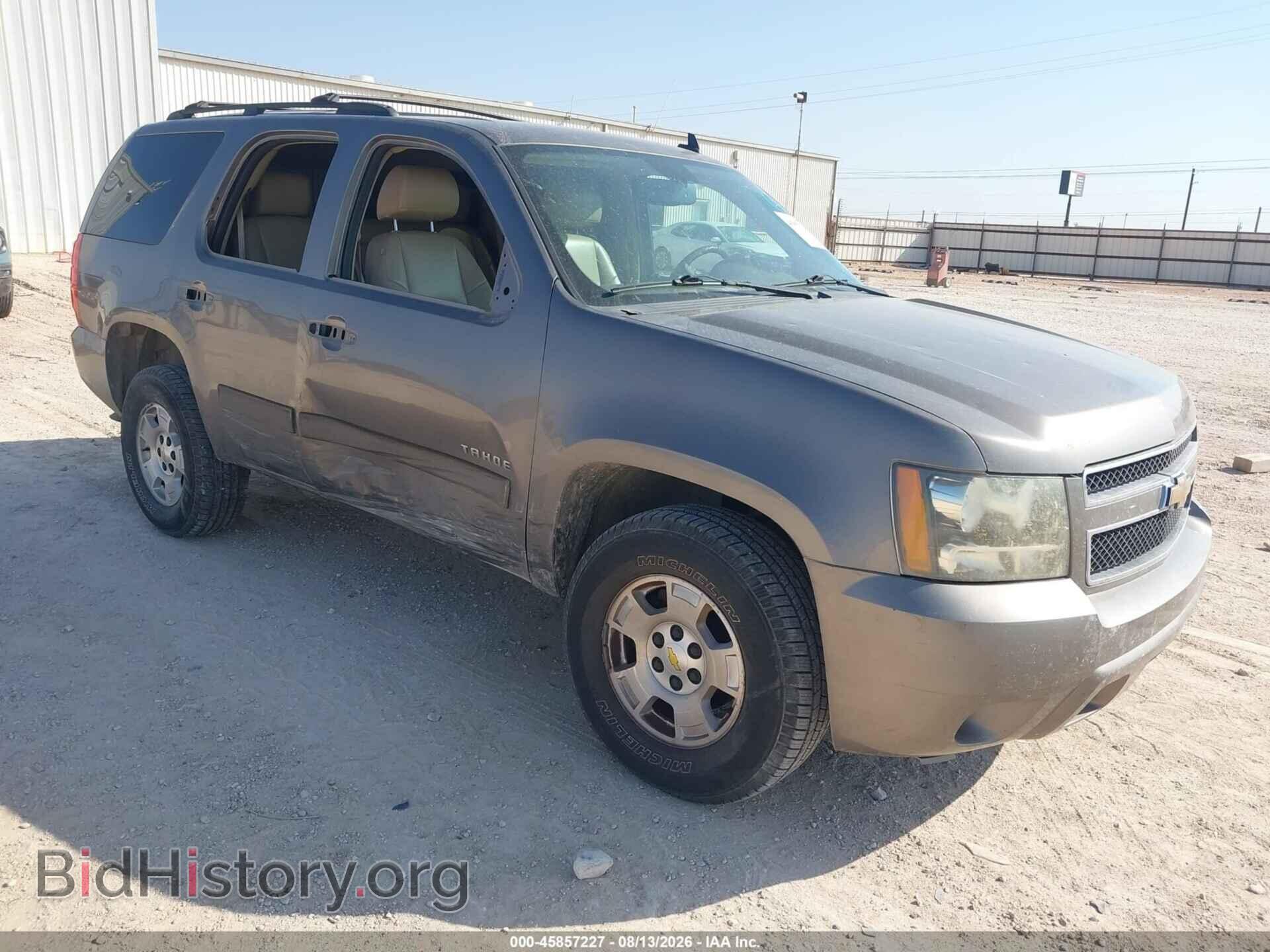 Фотография 1GNSCAE03BR140418 - CHEVROLET TAHOE 2011