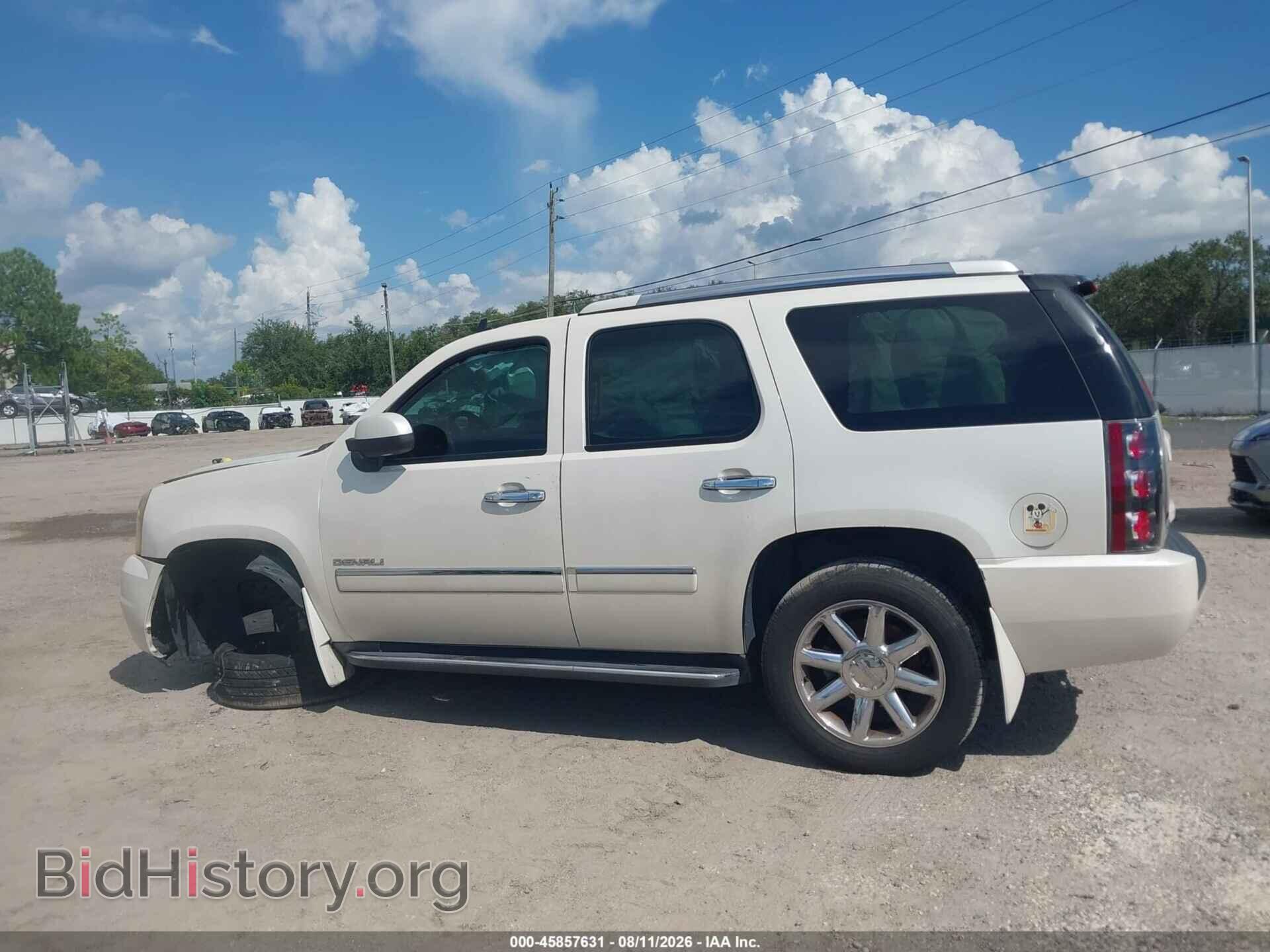 2011 GMC YUKON - VIN: 1GKS1EEF5BR369312 - Фото 13