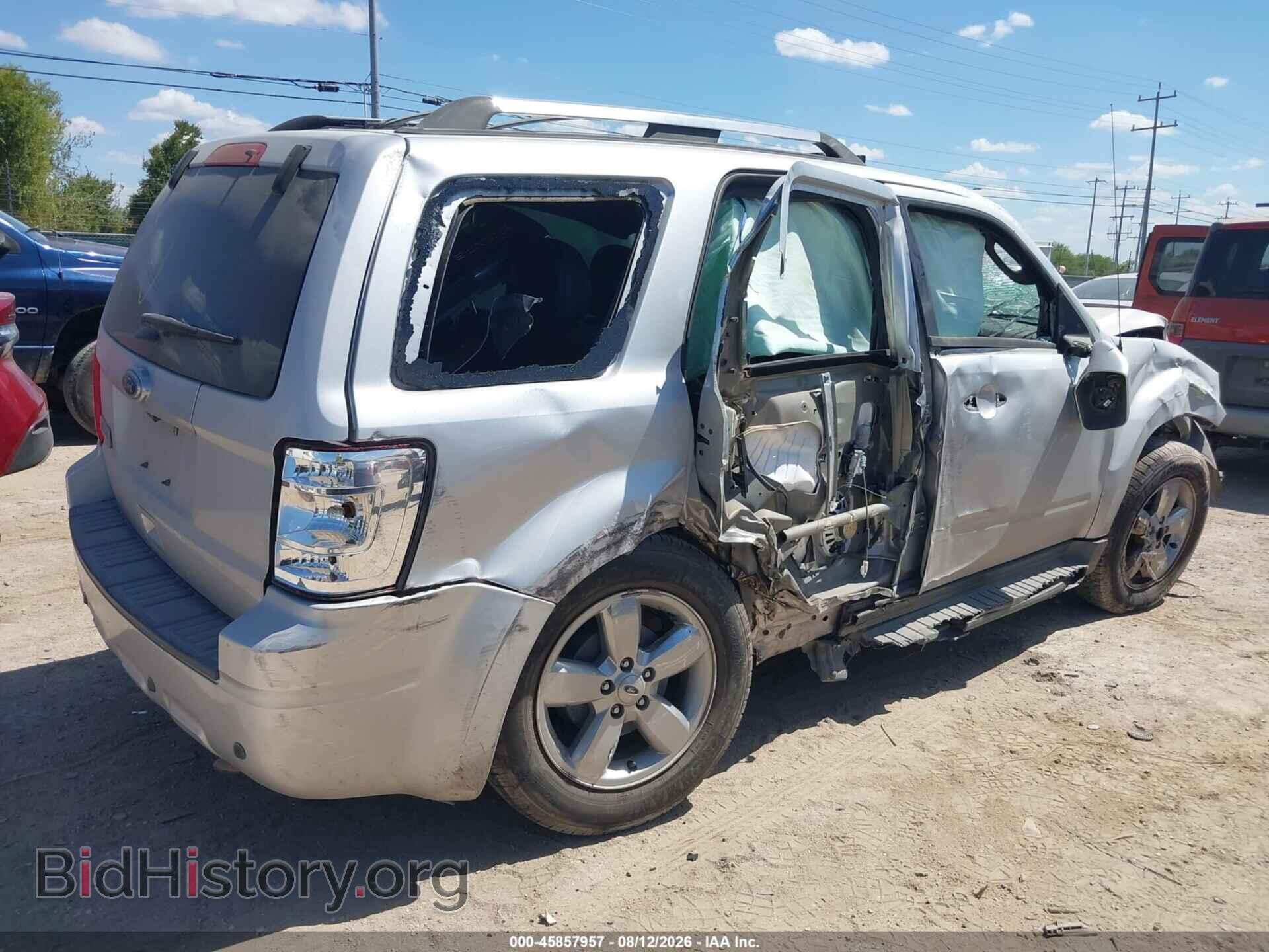 2011 FORD ESCAPE - VIN: 1FMCU0E70BKC04176 - Фото 4