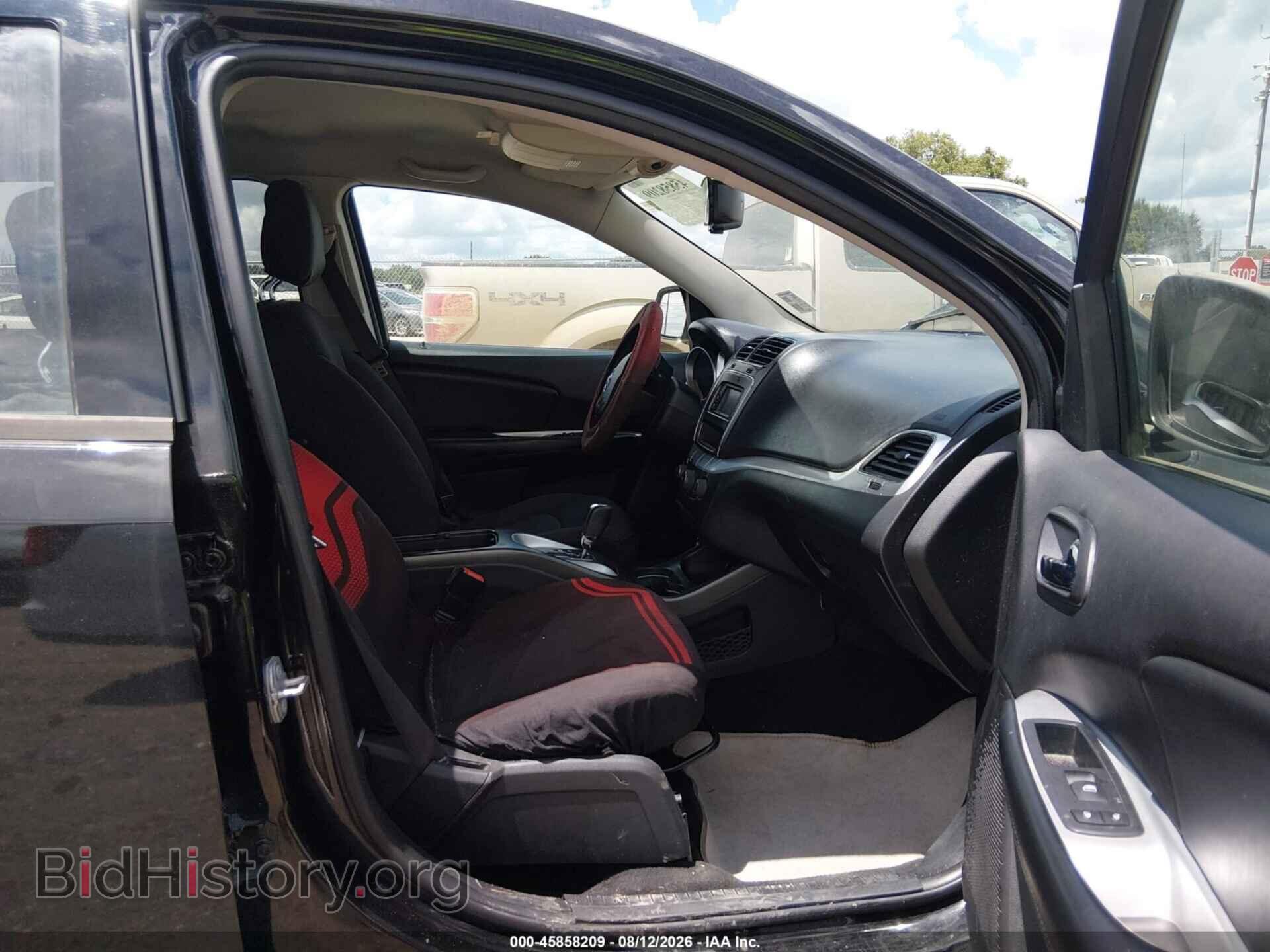 2017 DODGE JOURNEY - VIN: 3C4PDCGB1HT564119 - Фото 5