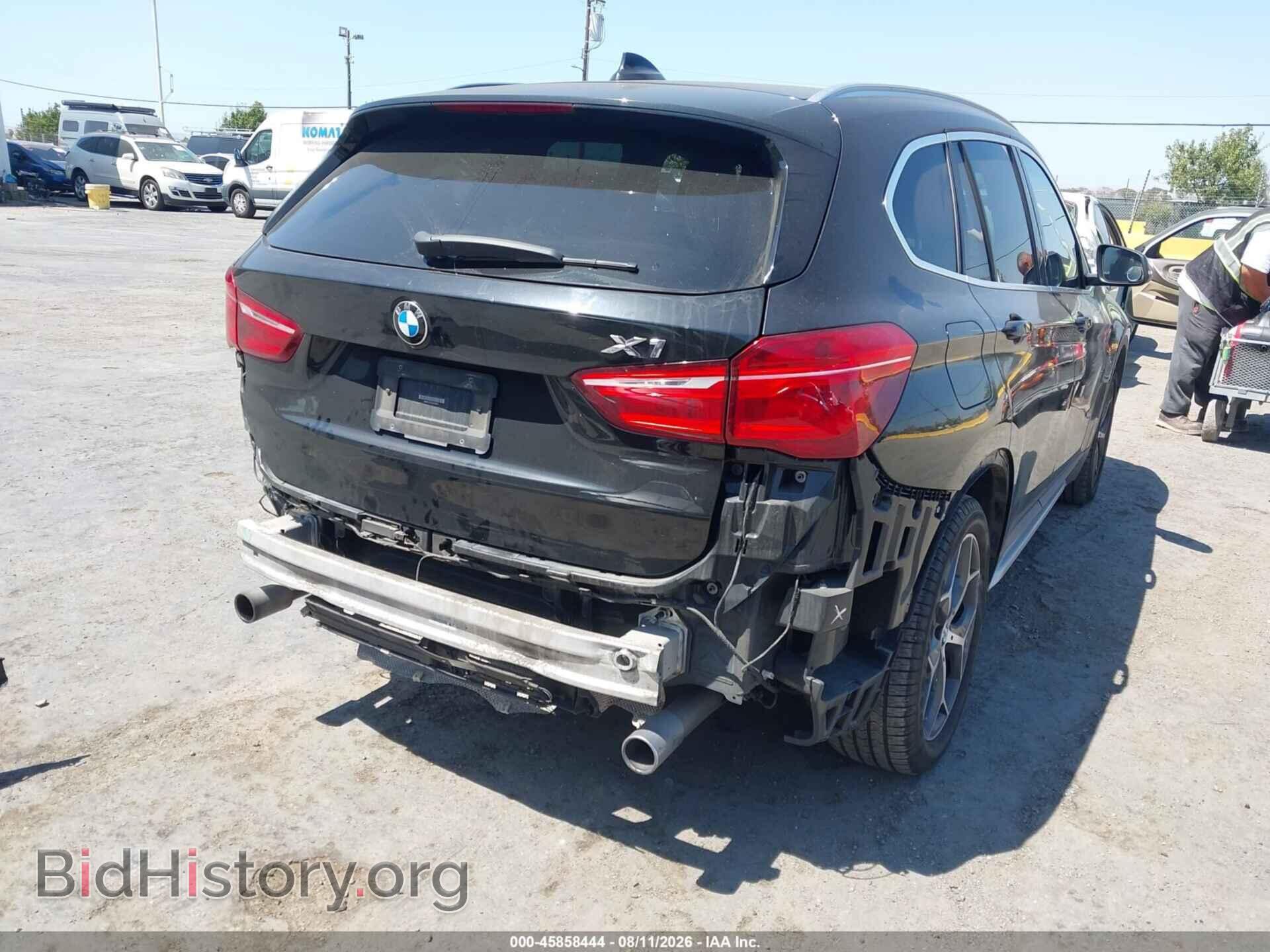 2017 BMW X1 - VIN: WBXHT3C32H5F68031 - Фото 4
