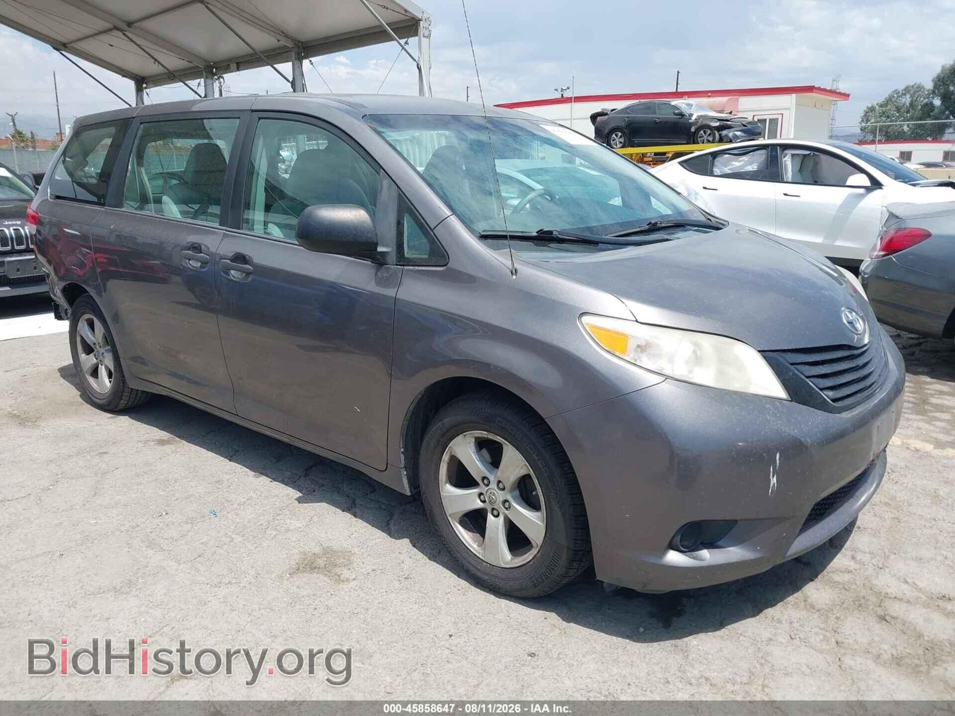 Фотография 5TDZK3DC5DS305133 - TOYOTA SIENNA 2013