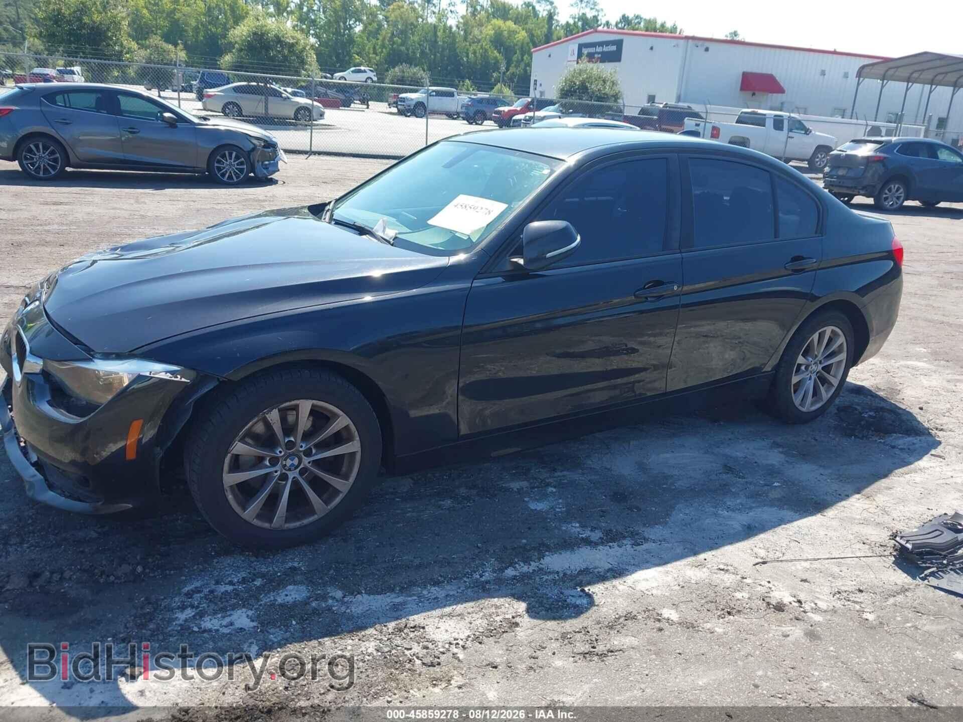 2016 BMW 320I - VIN: WBA8A9C51GK617852 - Фото 2