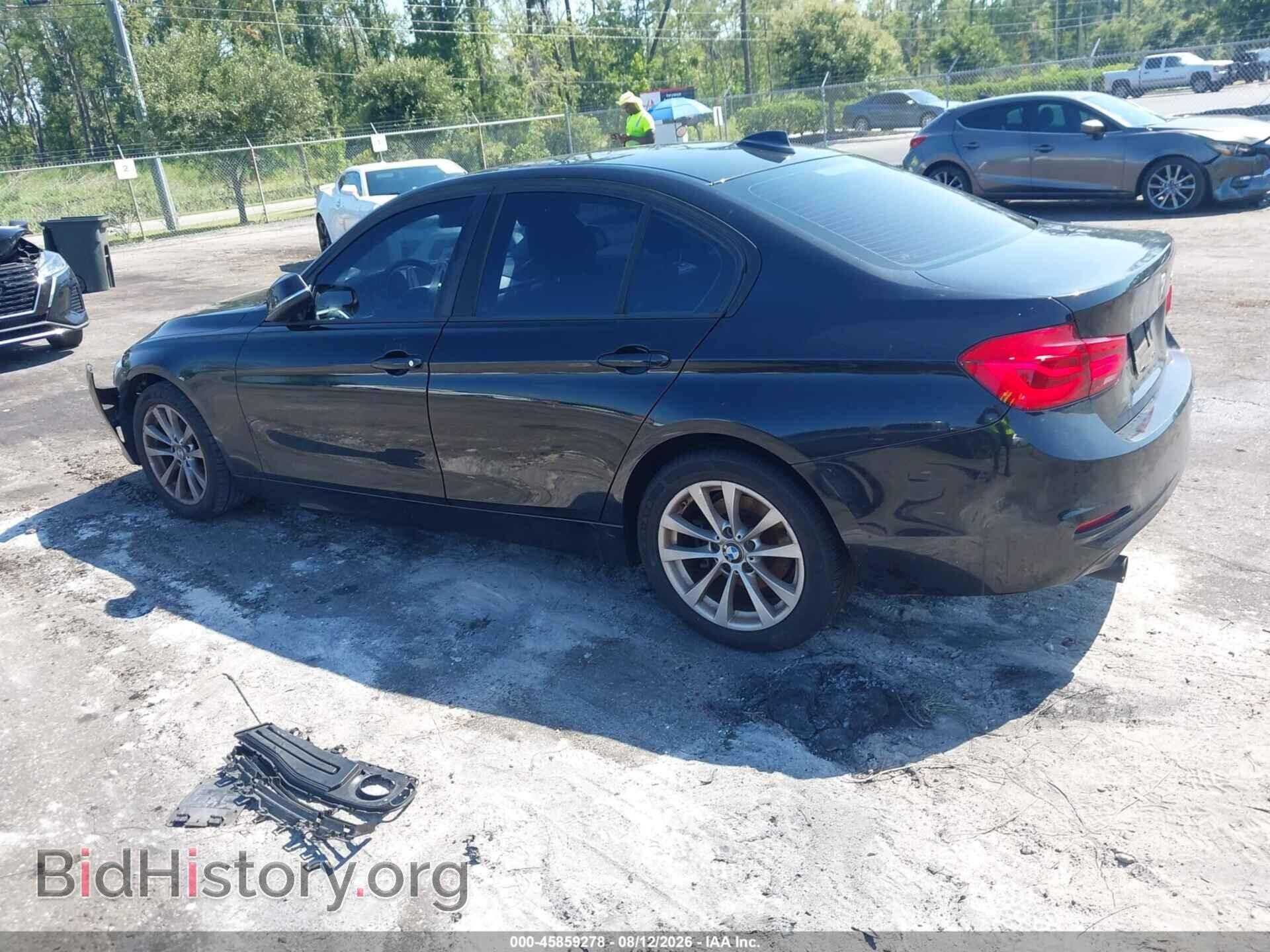2016 BMW 320I - VIN: WBA8A9C51GK617852 - Фото 3
