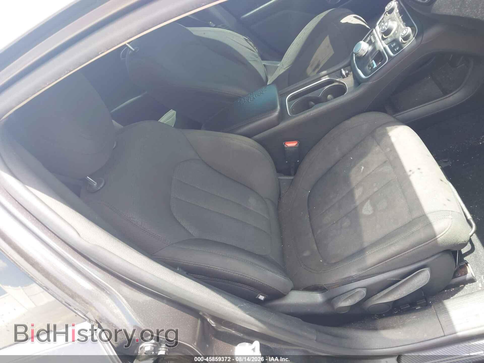 2015 CHRYSLER 200 - VIN: 1C3CCCAB0FN654793 - Фото 8